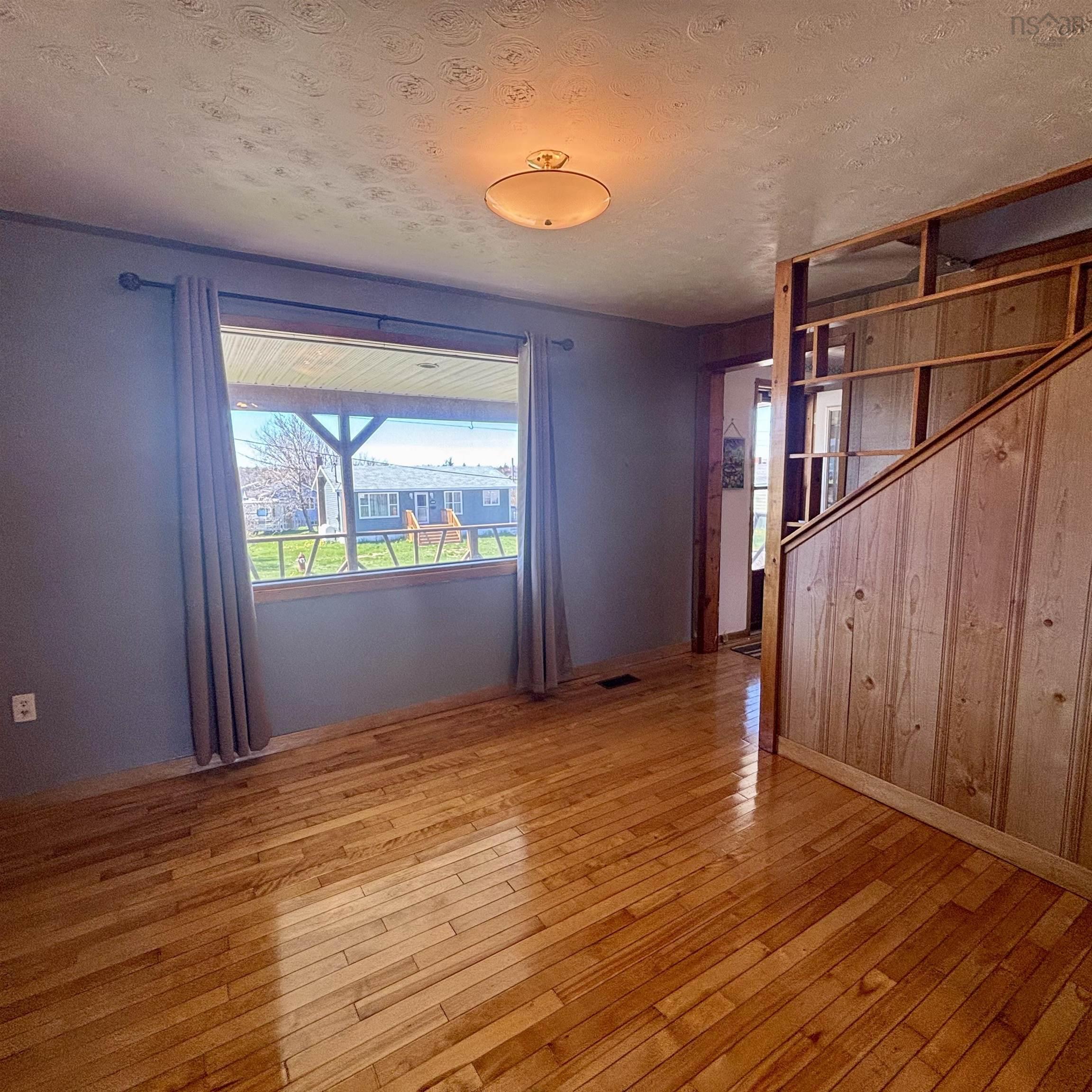 $139,000.00: 456 Second Street, New Waterford