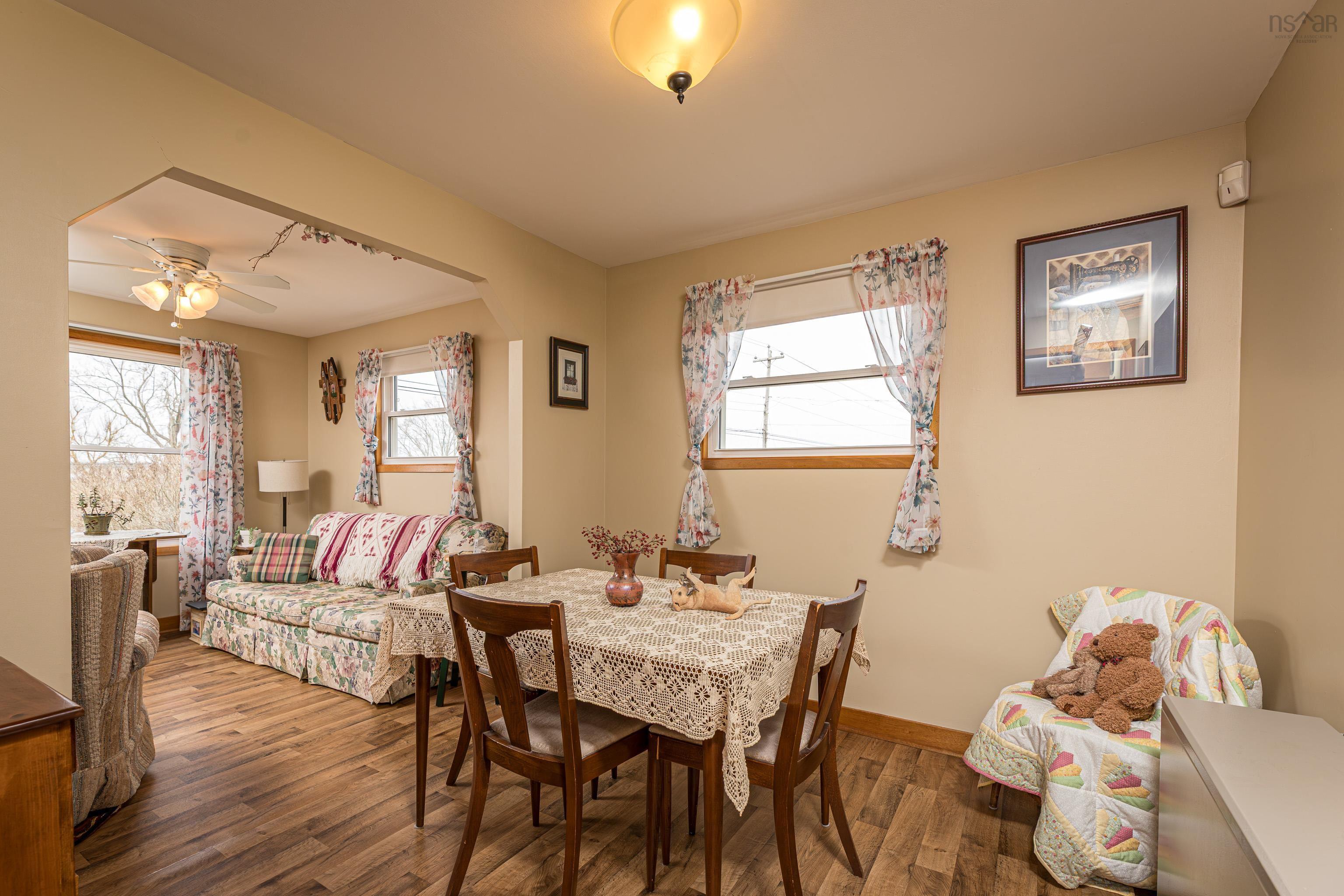 $384,900.00: 21141 Highway 2, Shubenacadie East
