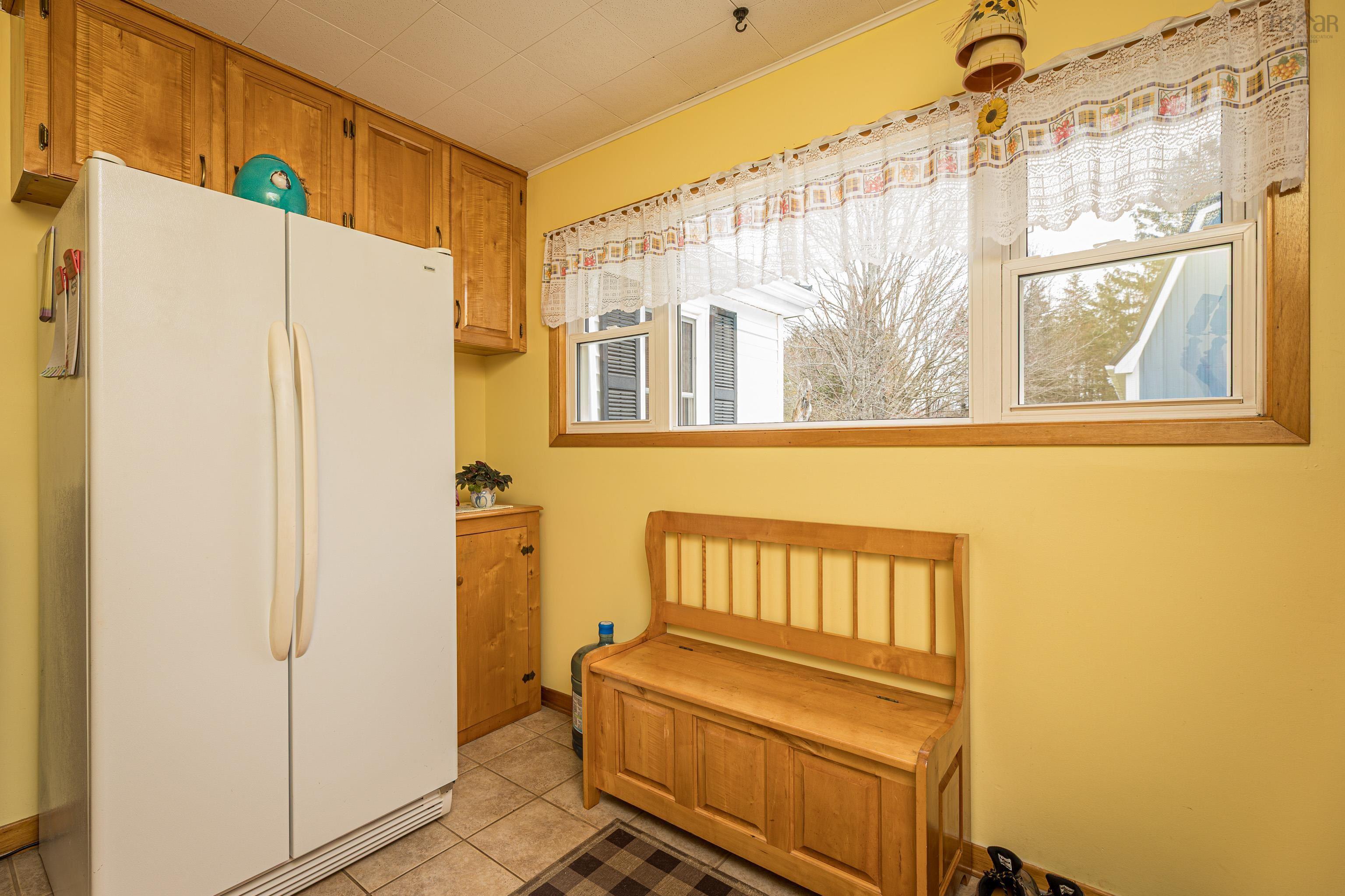 $384,900.00: 21141 Highway 2, Shubenacadie East