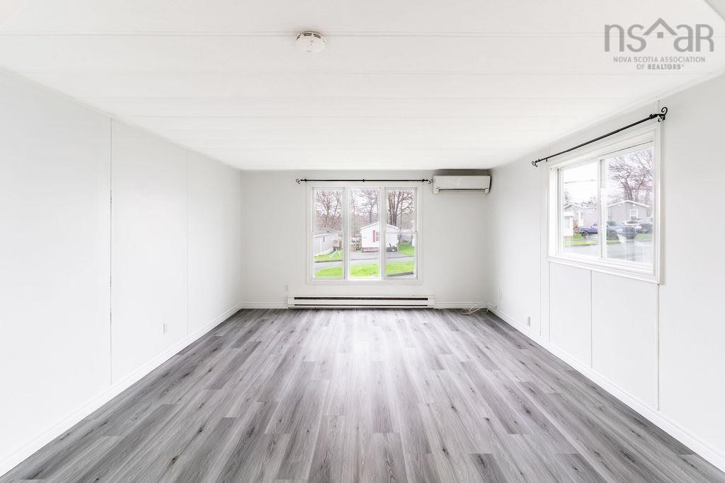 525 Thorn Avenue, Beaver Bank, NS (MLS 202611207)