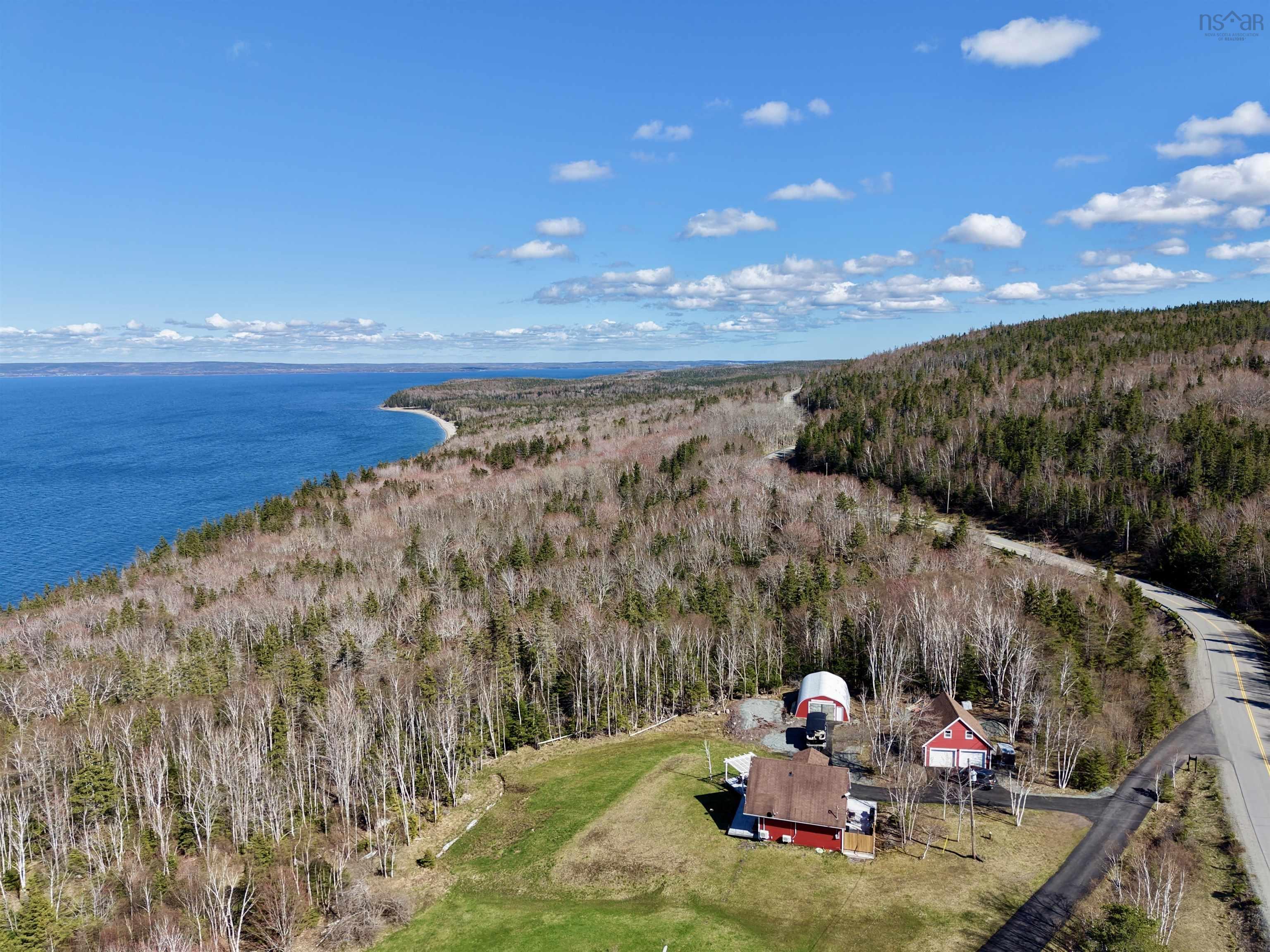 $489,000.00: 6039 West Bay Rd., Roberta