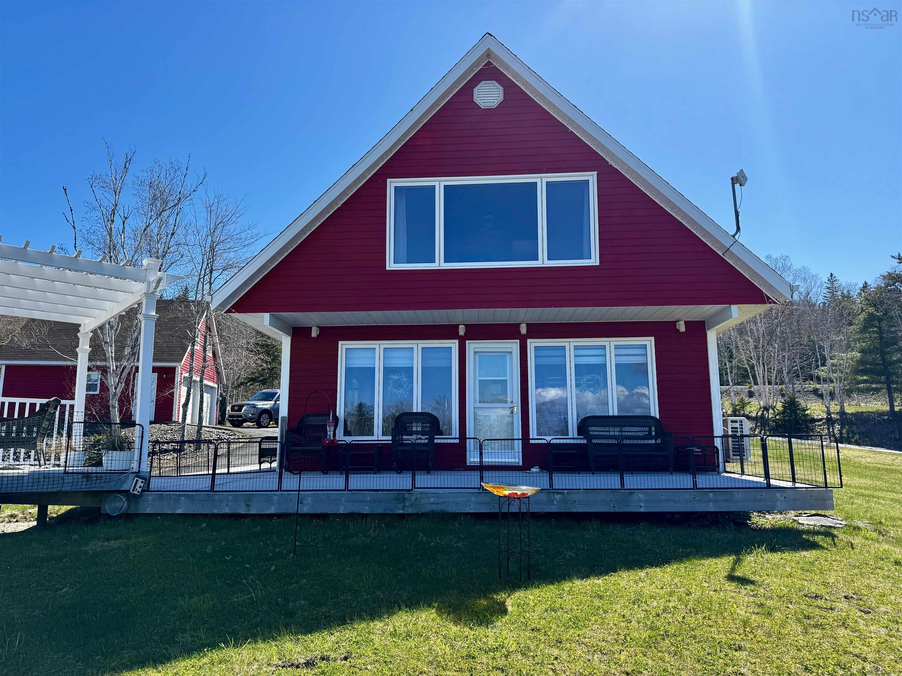 $489,000.00: 6039 West Bay Rd., Roberta