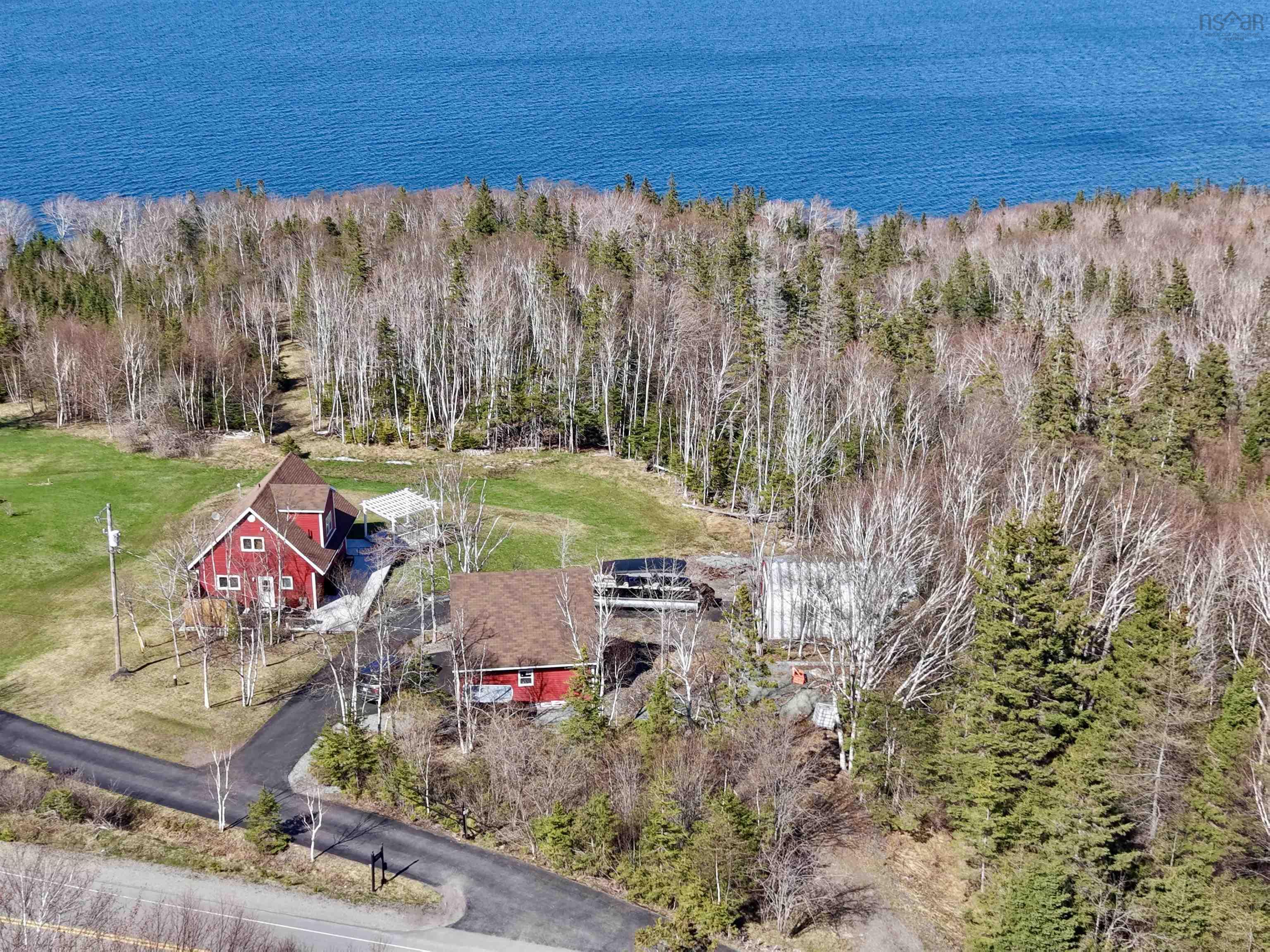 $489,000.00: 6039 West Bay Rd., Roberta