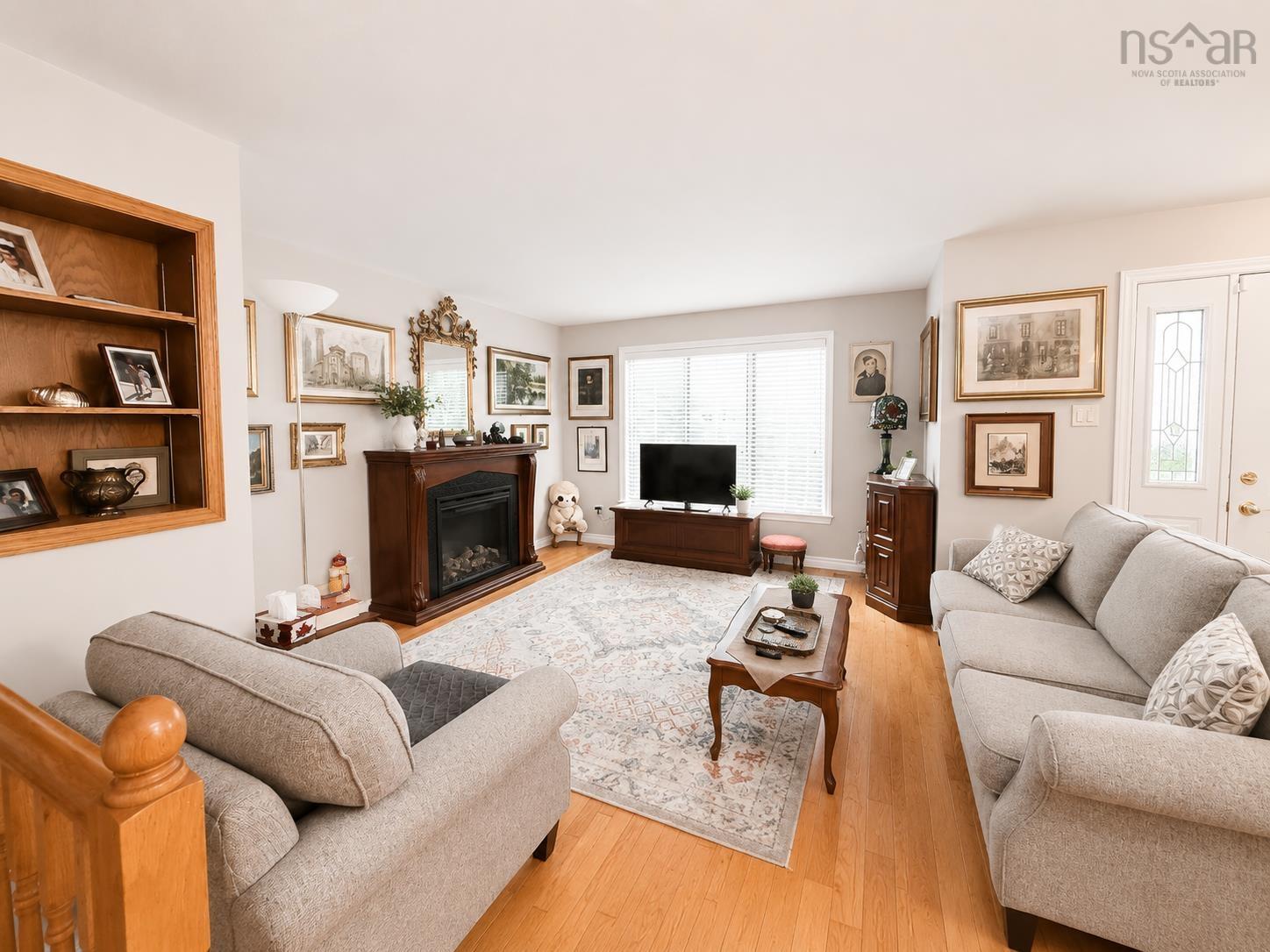 $324,900.00: 40 WELLINGTON Court, Truro