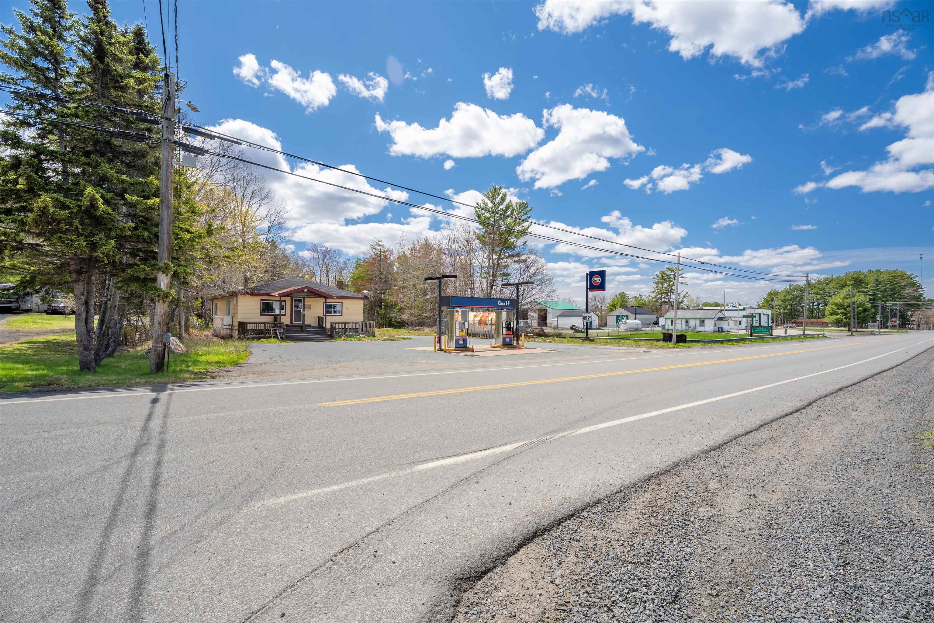 $499,000.00: 9645 Highway 8, Caledonia