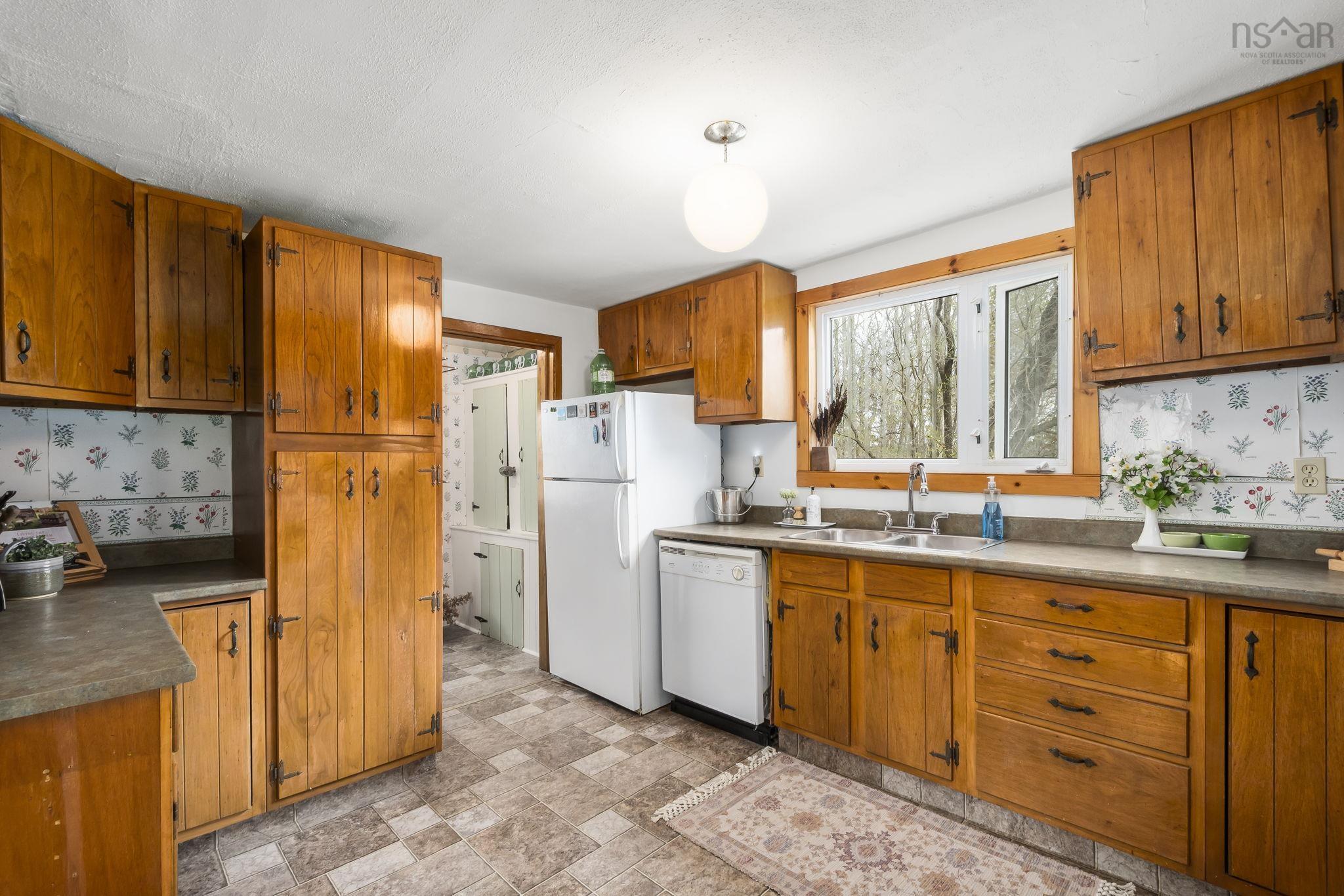 $459,900.00: 1177 Highway 1, Mount Denson