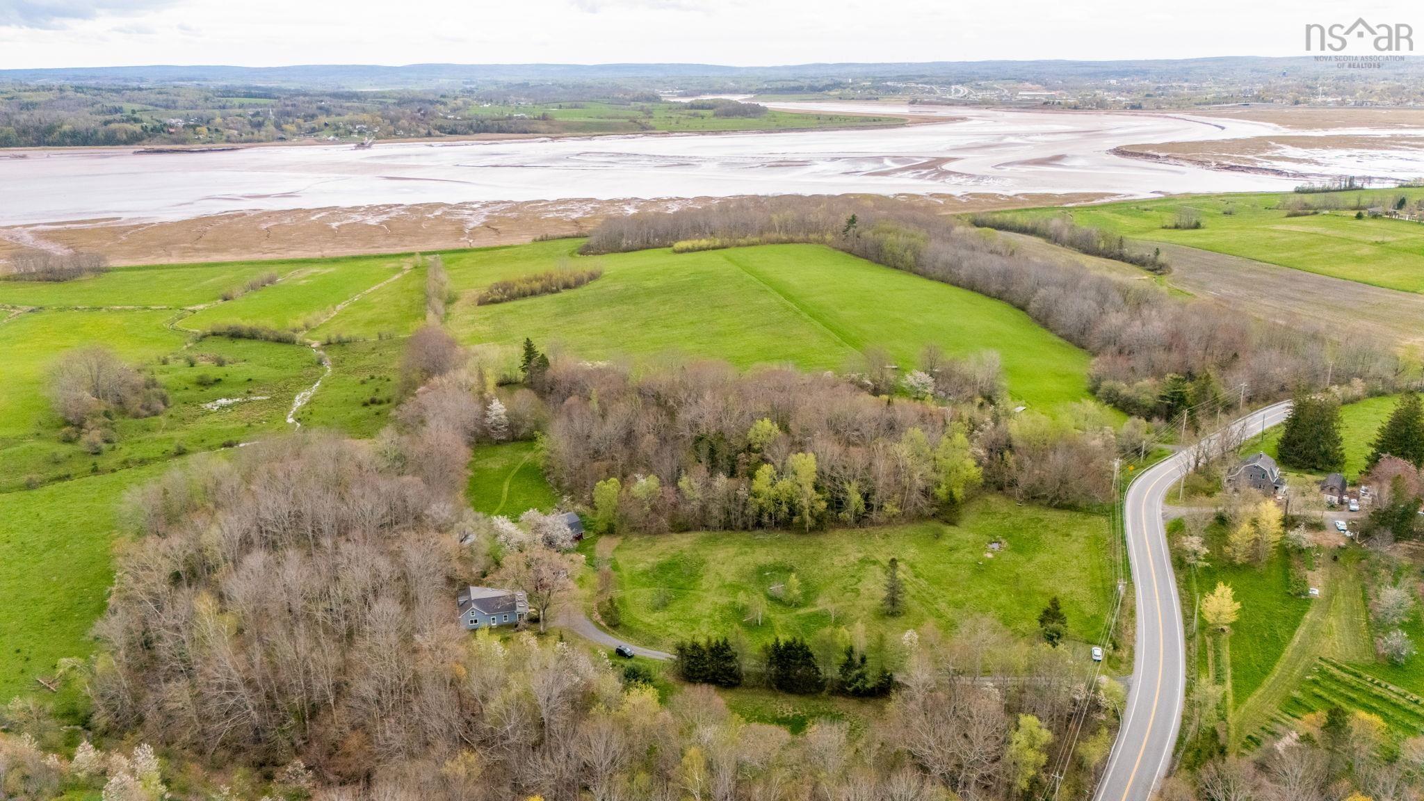 $459,900.00: 1177 Highway 1, Mount Denson