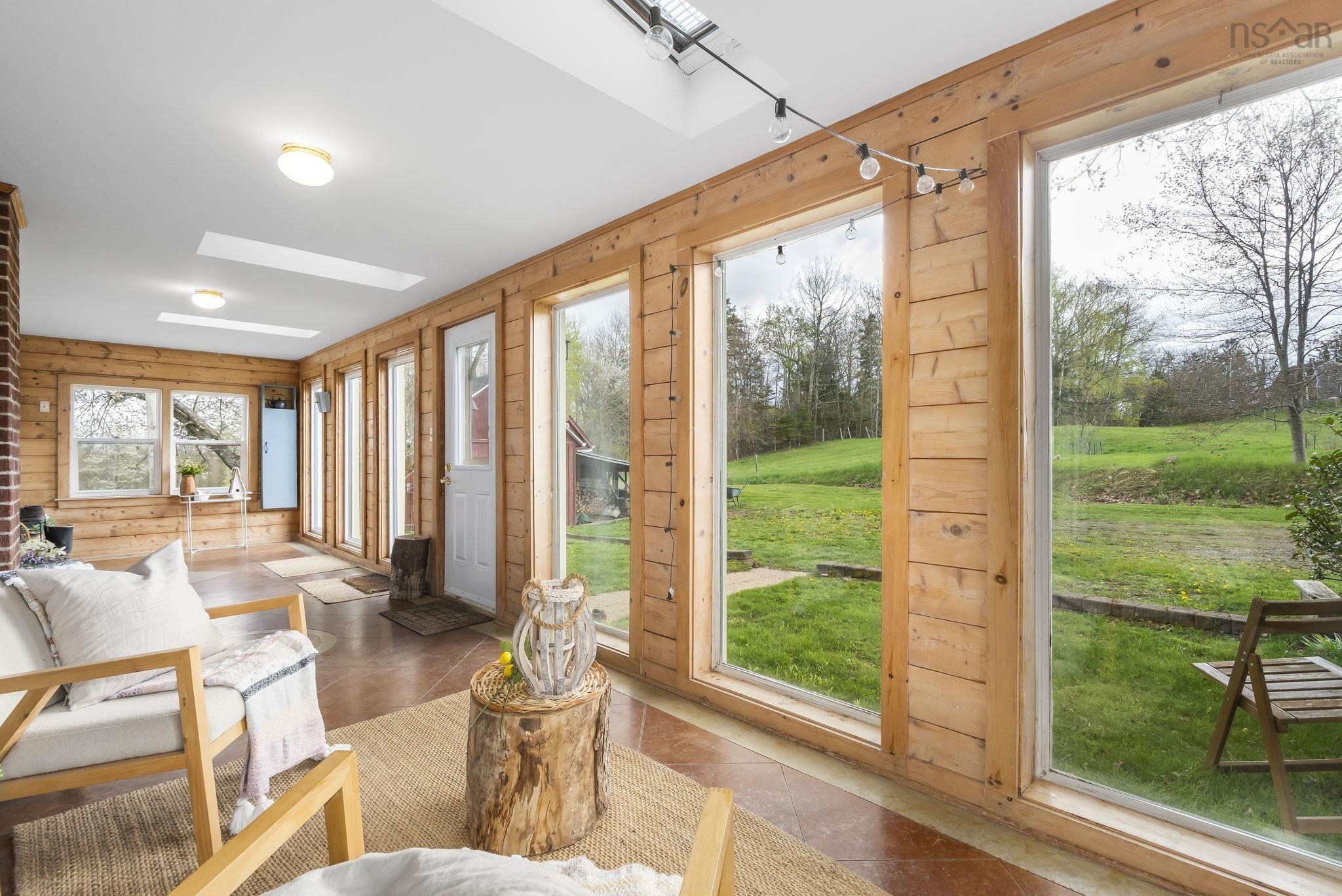 $459,900.00: 1177 Highway 1, Mount Denson