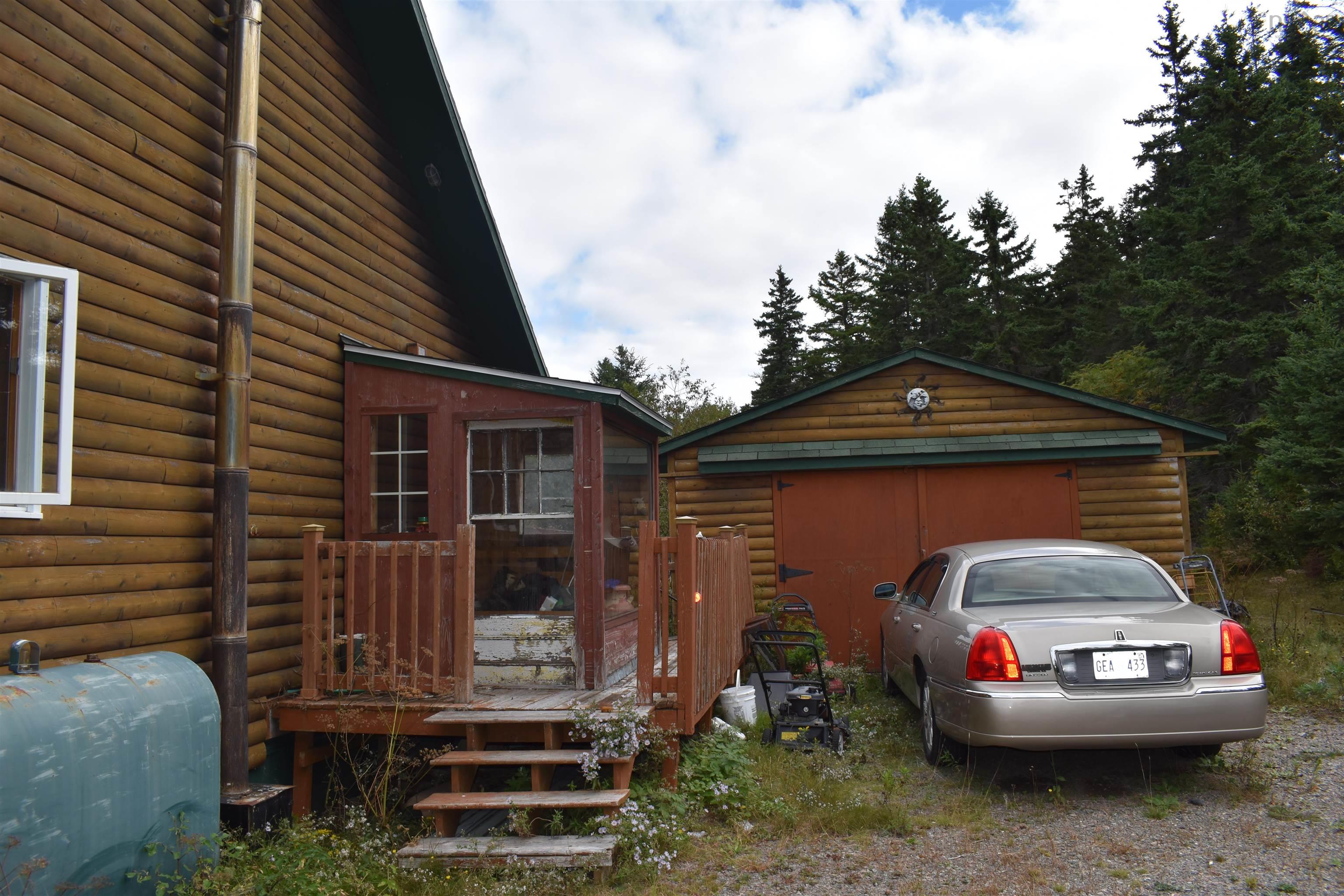 $365,000.00: 645 Mira Bay Drive, Mira Gut