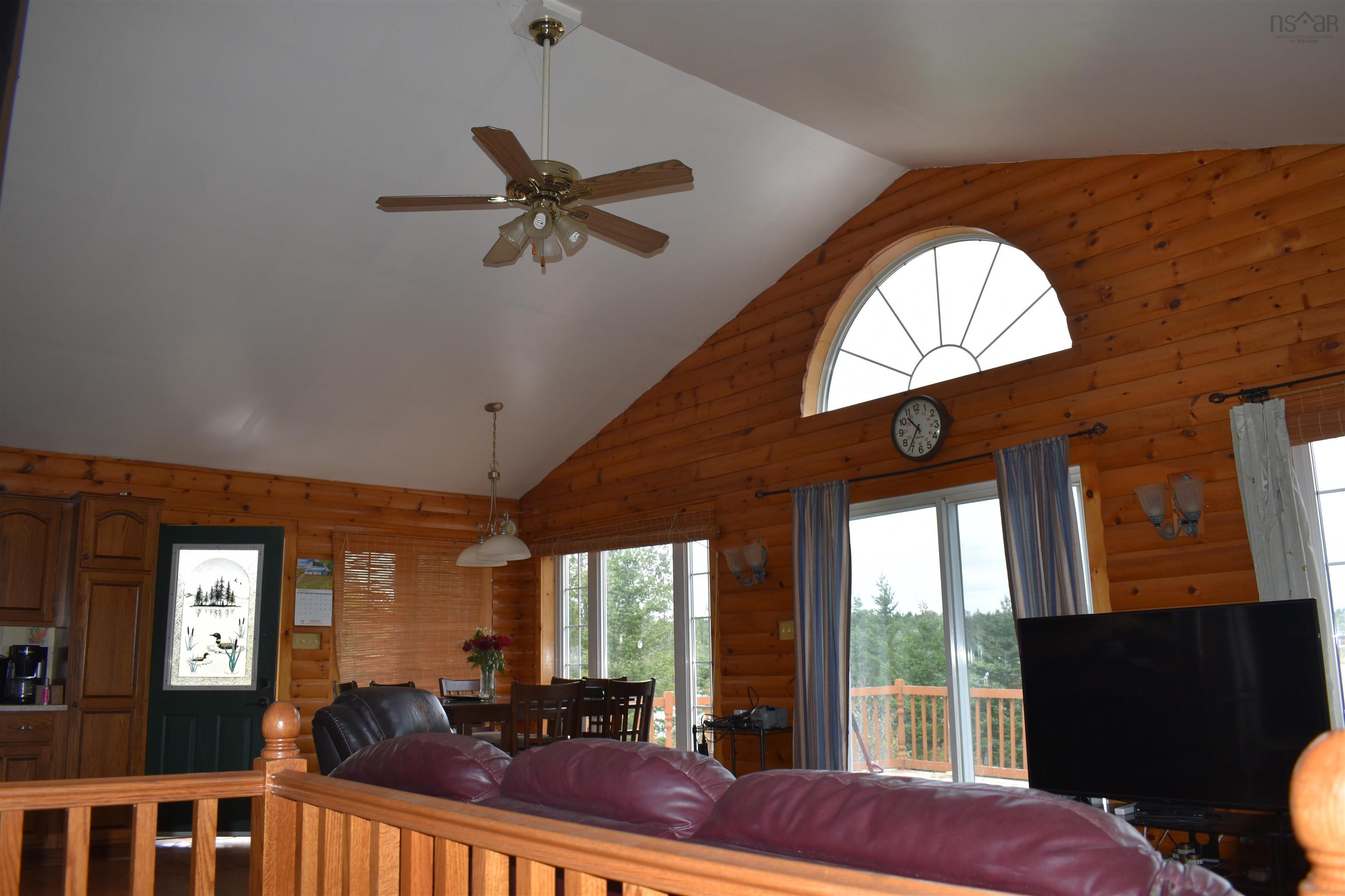 $365,000.00: 645 Mira Bay Drive, Mira Gut