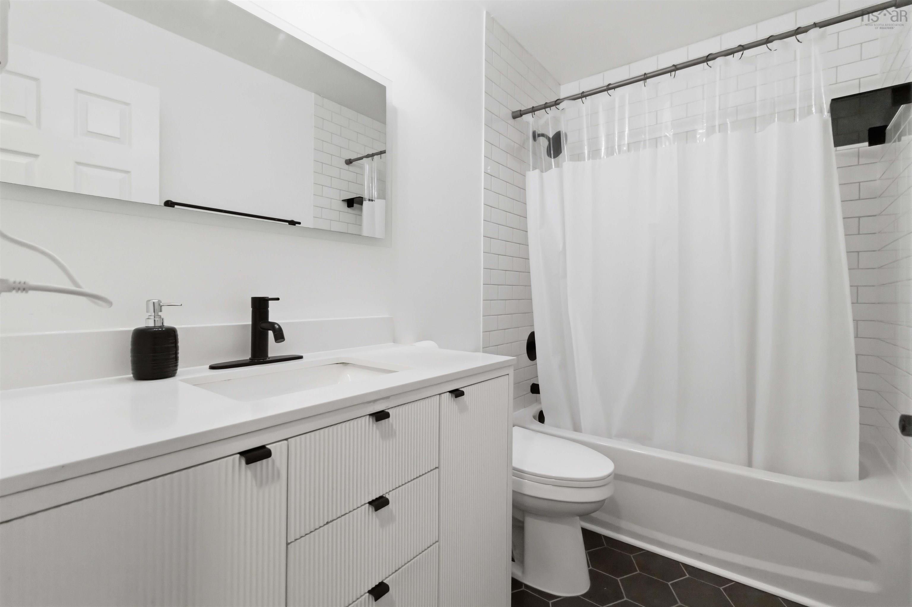 46 Hanover Court, Clayton Park, NS (MLS 202611250)