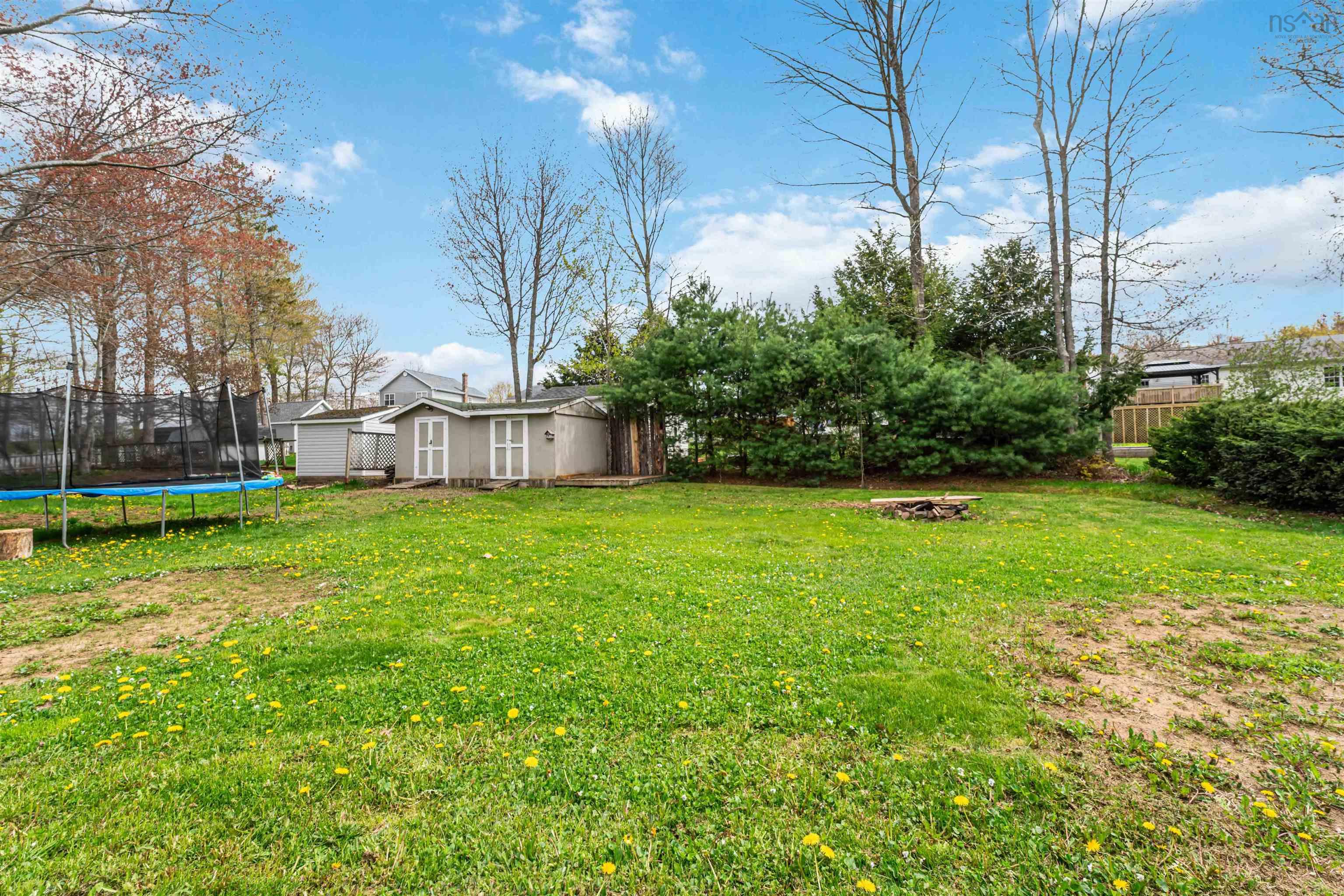 $435,000.00: 2774 Poplar Drive, Coldbrook