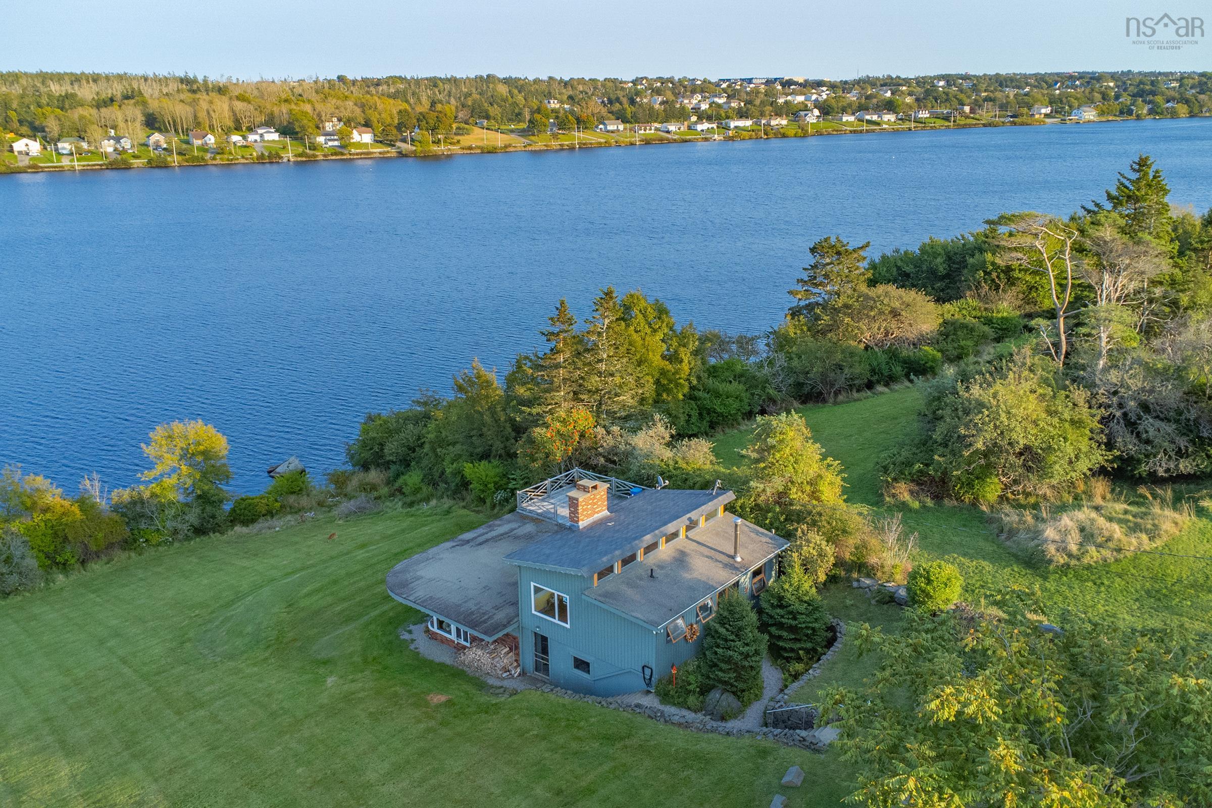 $485,000.00: 845 Lakeside Road, Milton Highlands