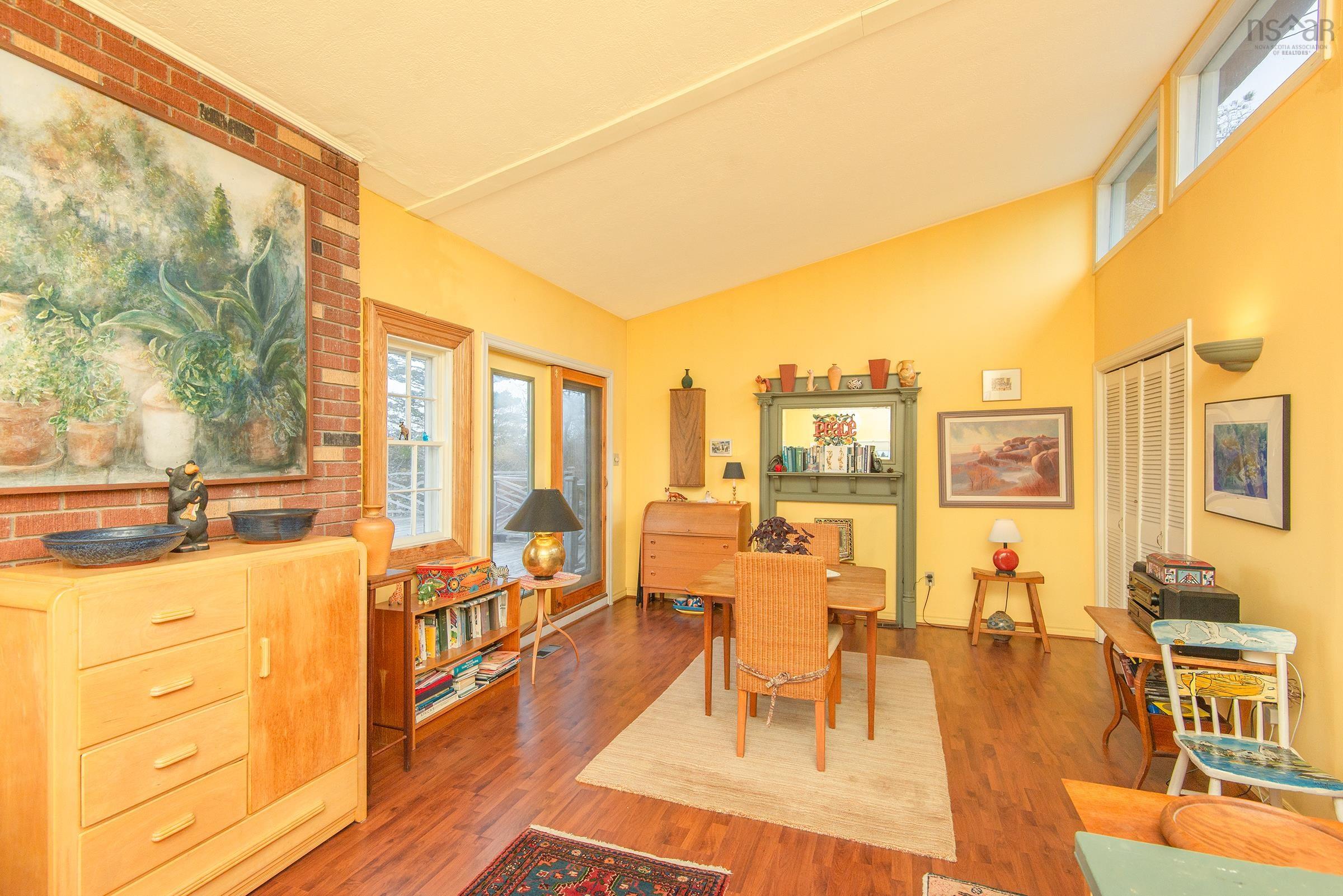 $485,000.00: 845 Lakeside Road, Milton Highlands