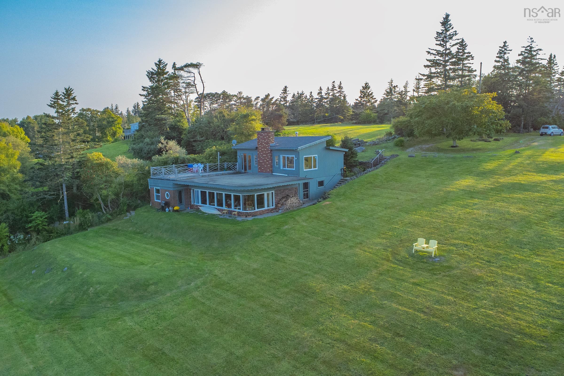 $485,000.00: 845 Lakeside Road, Milton Highlands