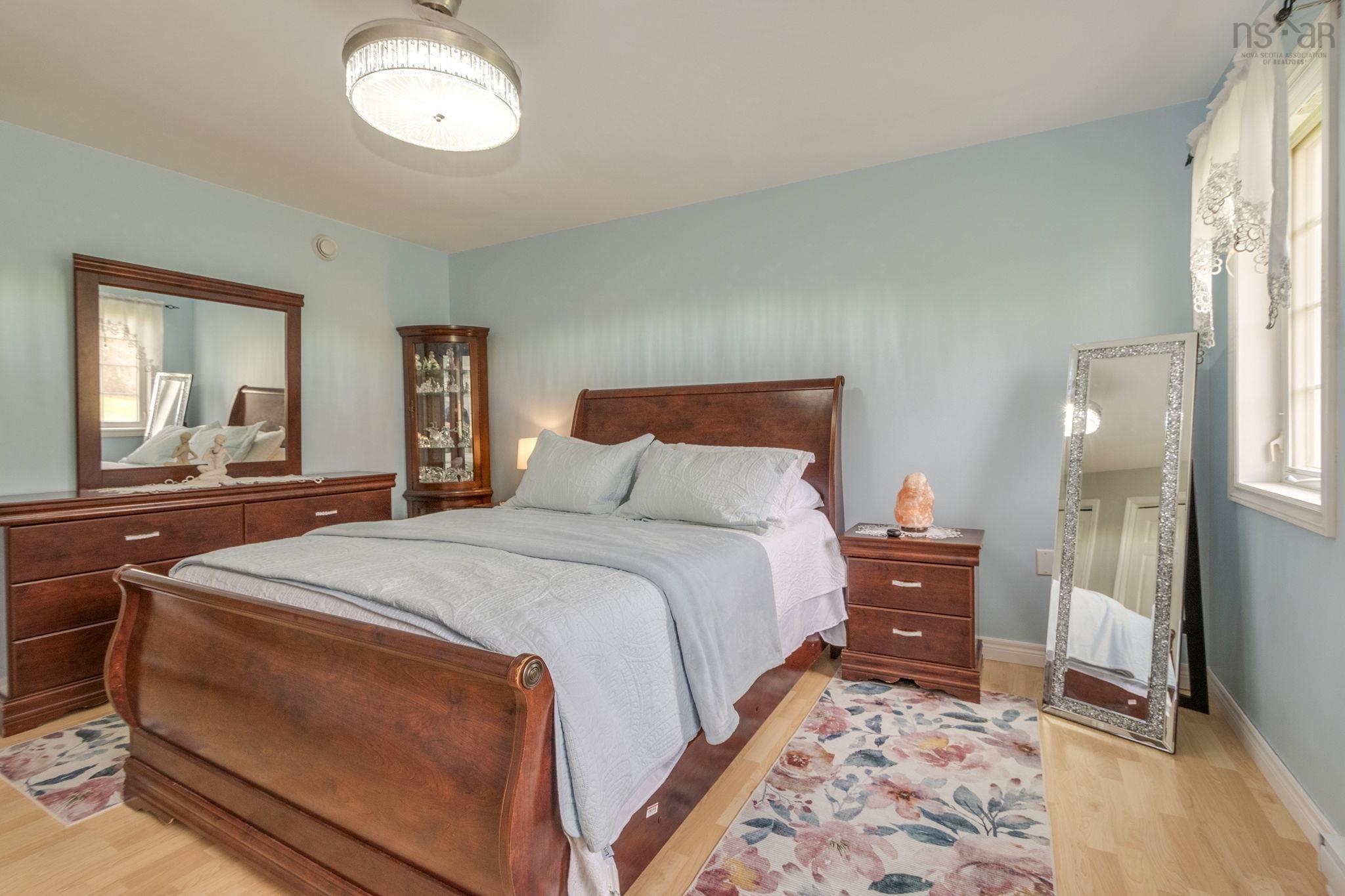 $549,900.00: 25 Dewtie Avenue, Greenwood