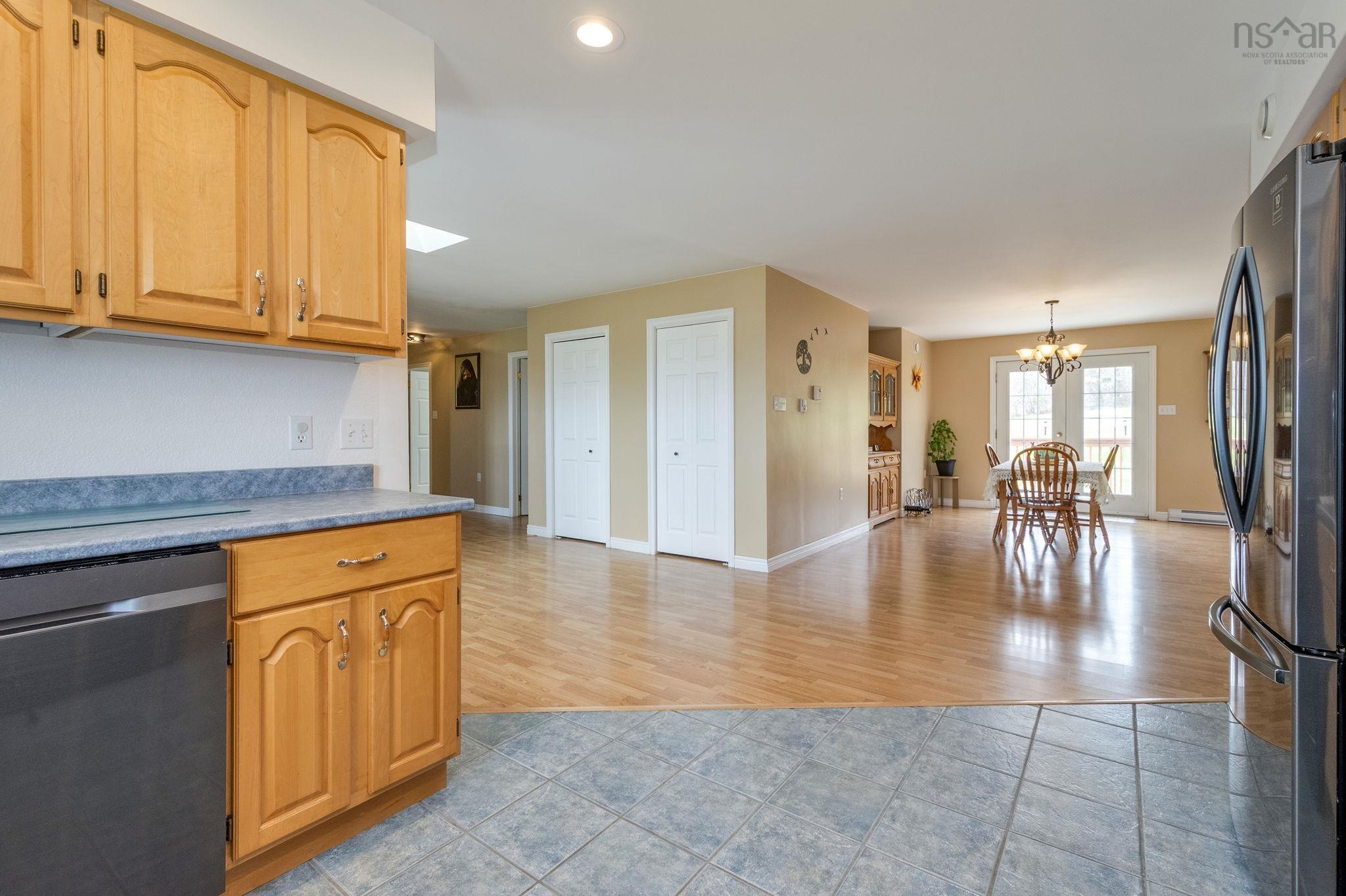 $549,900.00: 25 Dewtie Avenue, Greenwood
