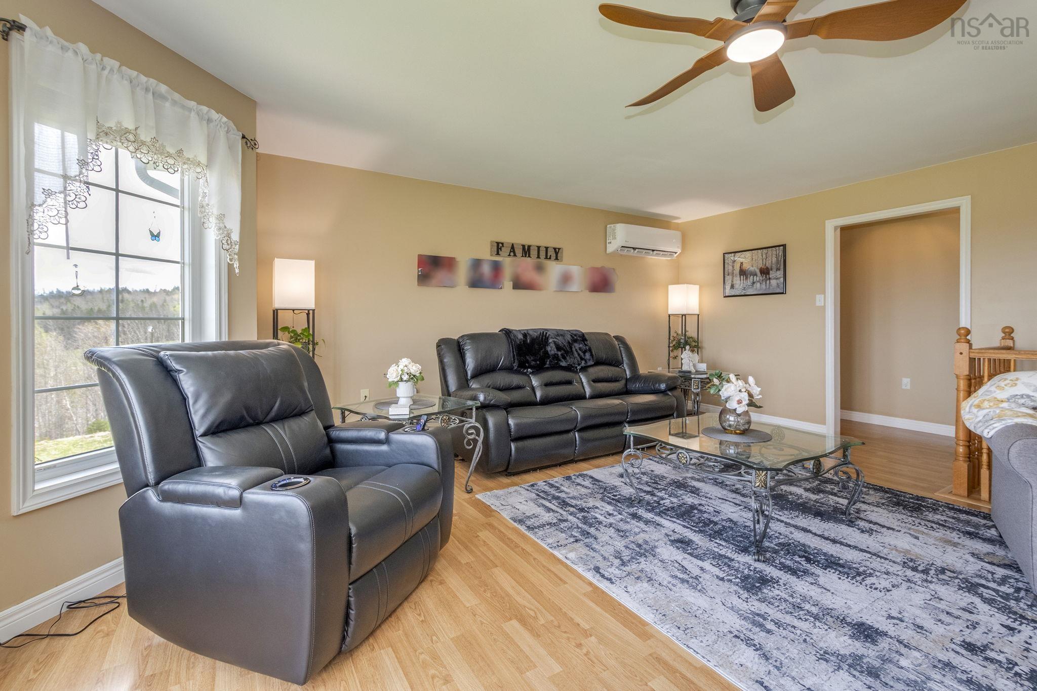 $549,900.00: 25 Dewtie Avenue, Greenwood