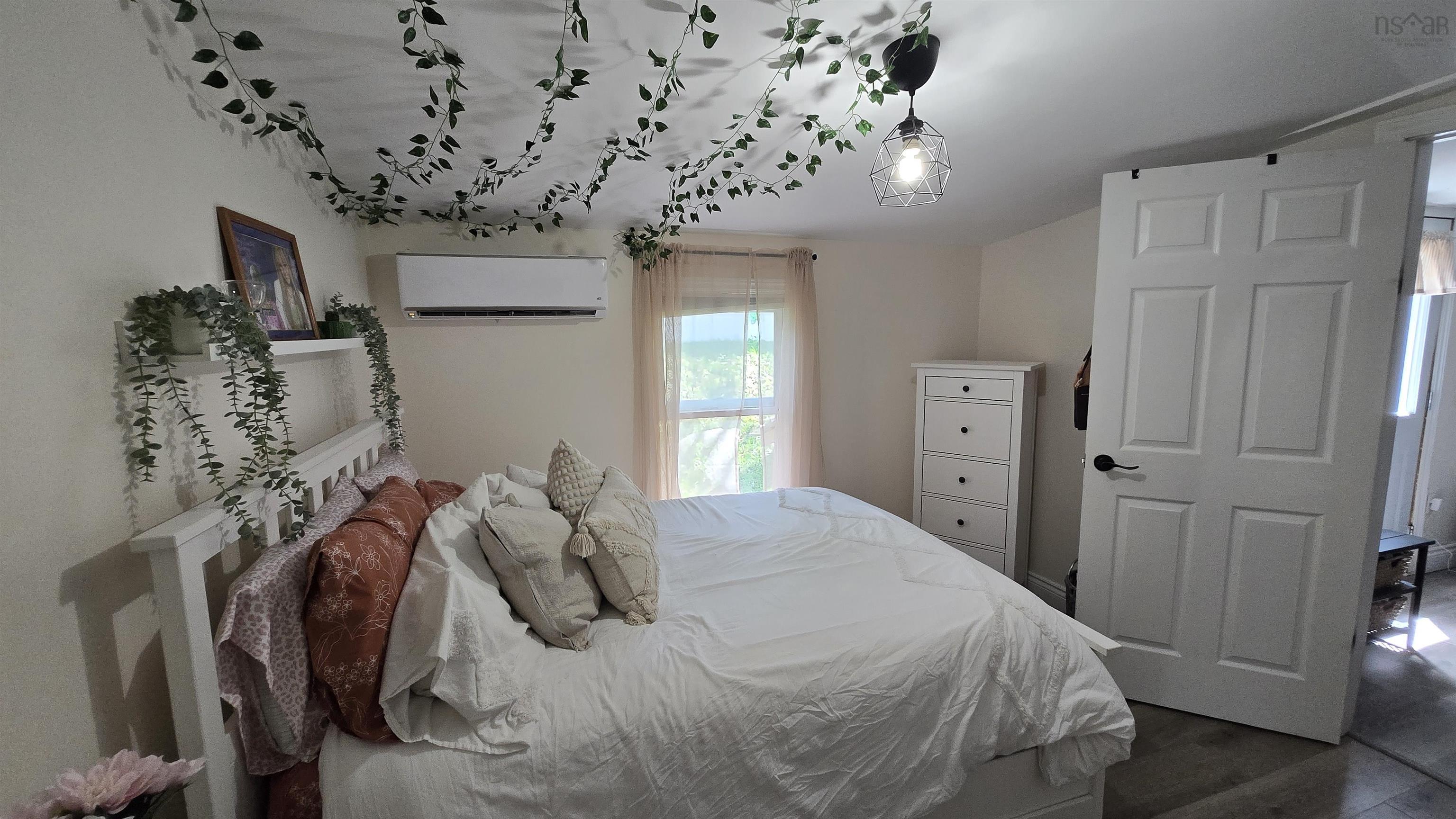 $299,000.00: 27 Pinecrest Drive, New Minas