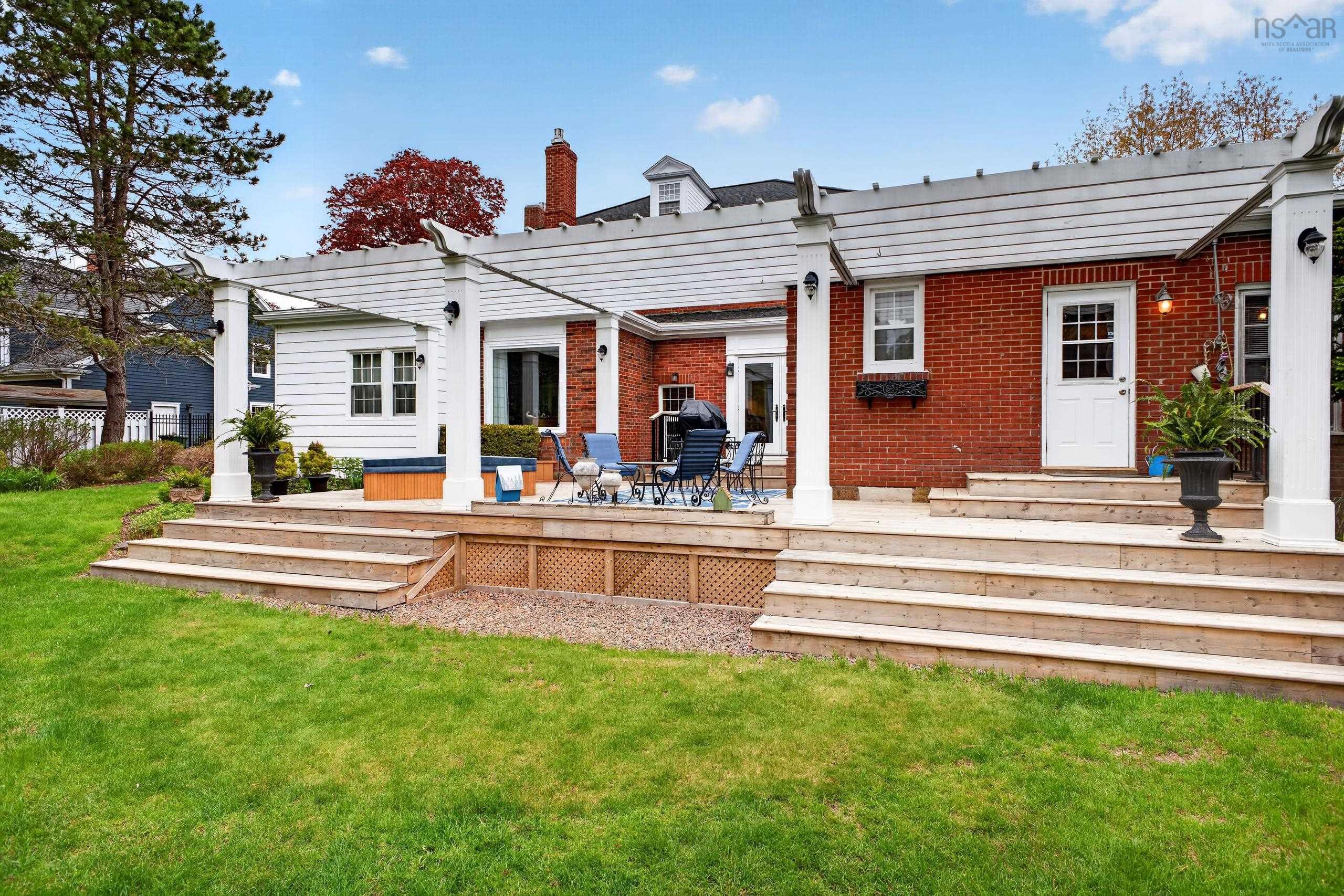 $969,000.00: 46 Highland Drive, Truro