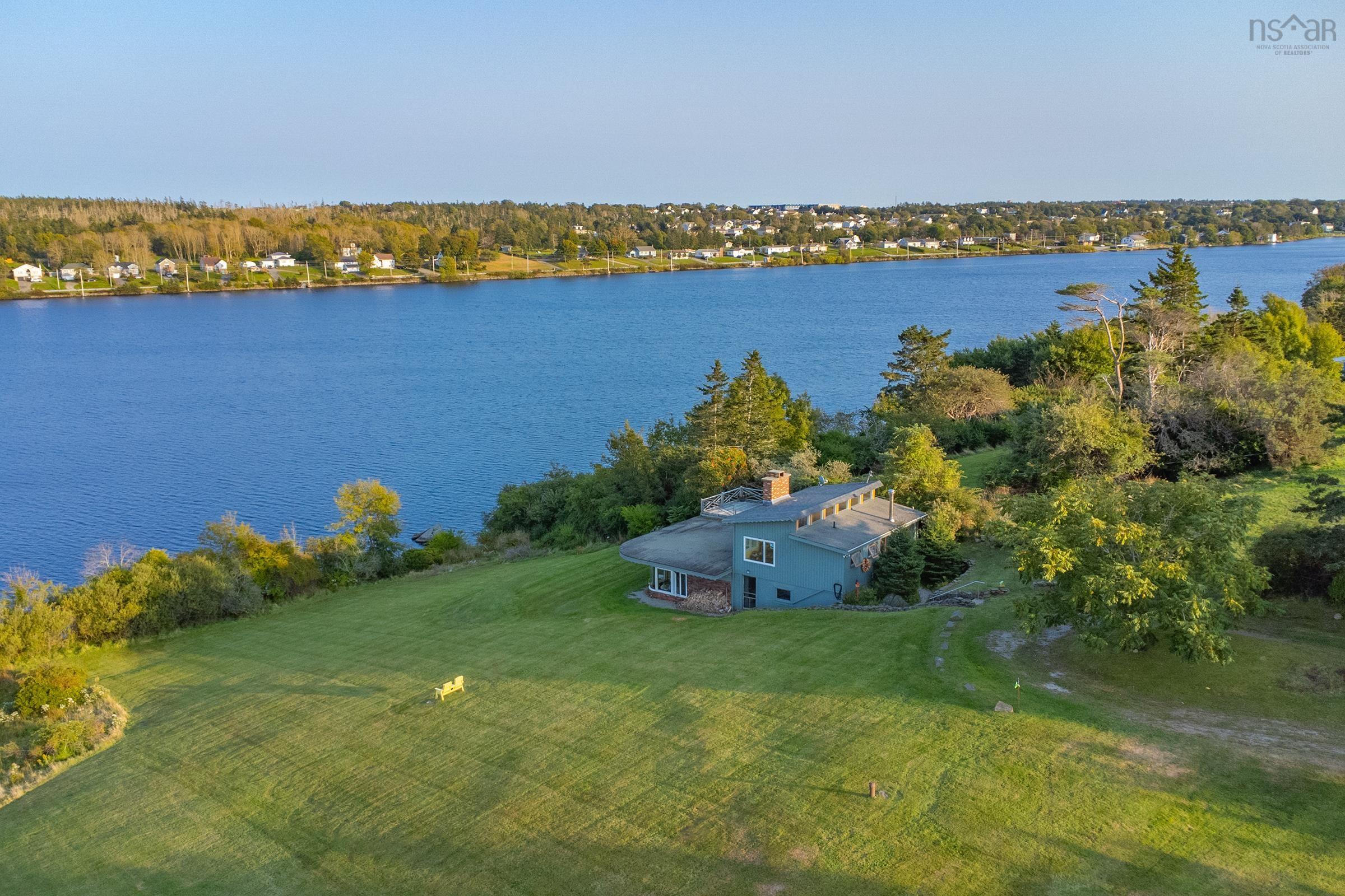 $485,000.00: 845 Lakeside Road, Milton Highlands