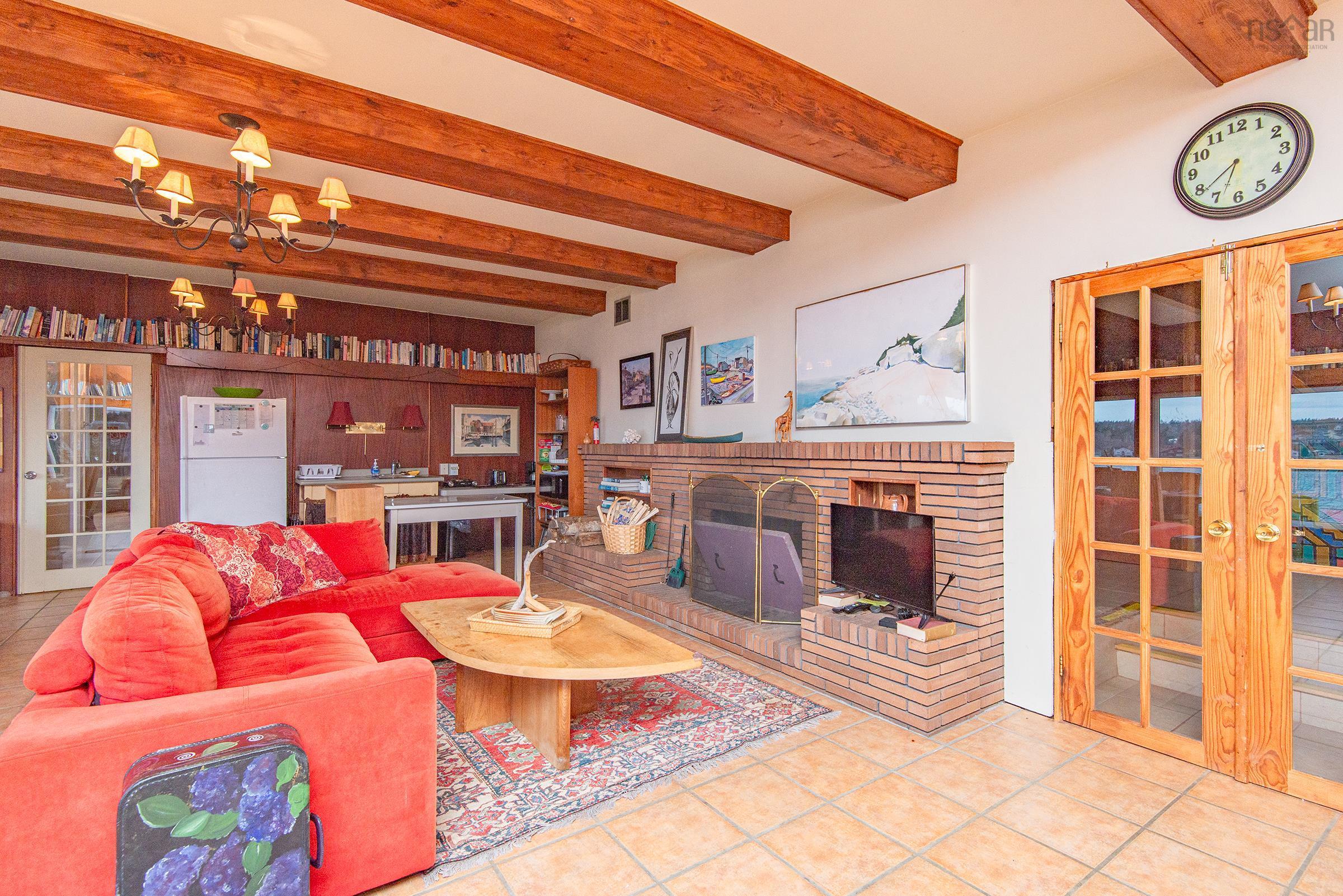 $485,000.00: 845 Lakeside Road, Milton Highlands