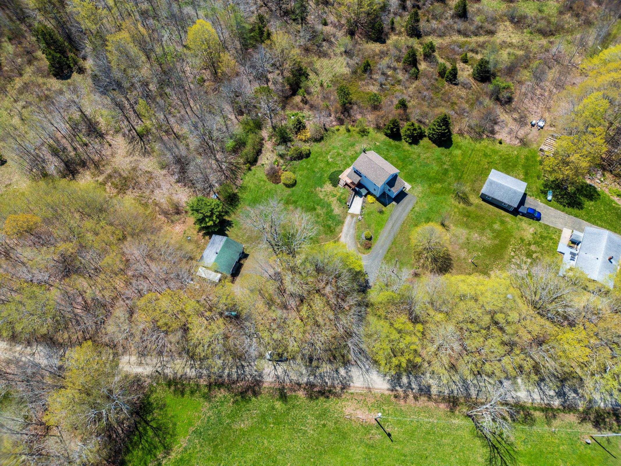 $315,000.00: 2096 North Range Crossroad, South Range