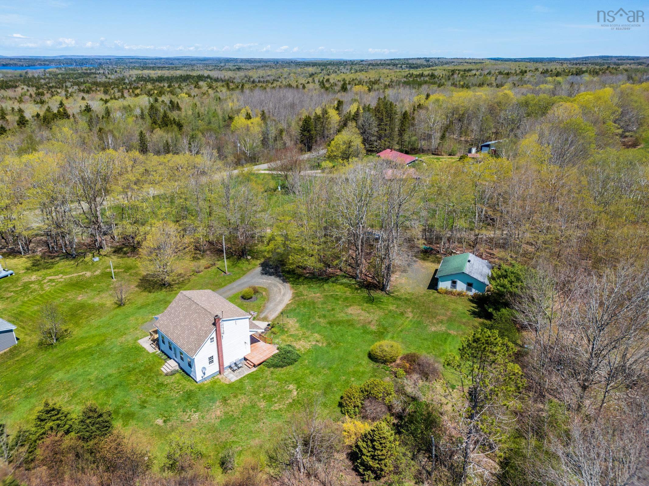 $315,000.00: 2096 North Range Crossroad, South Range
