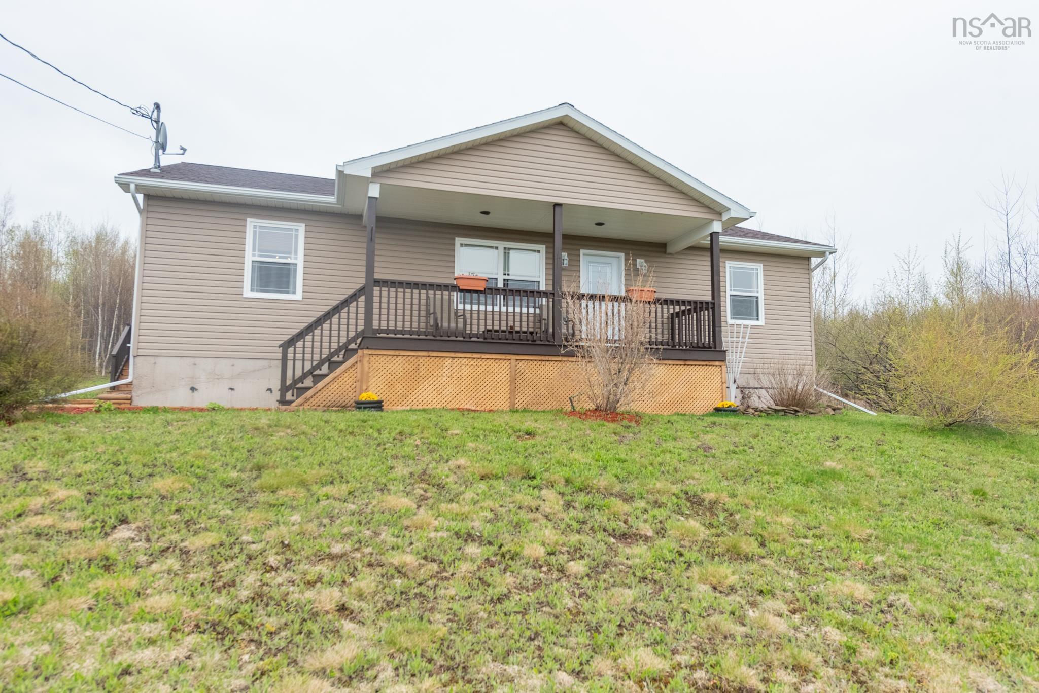 $449,900.00: 122 Anderson Mountain Road, Anderson Mountain