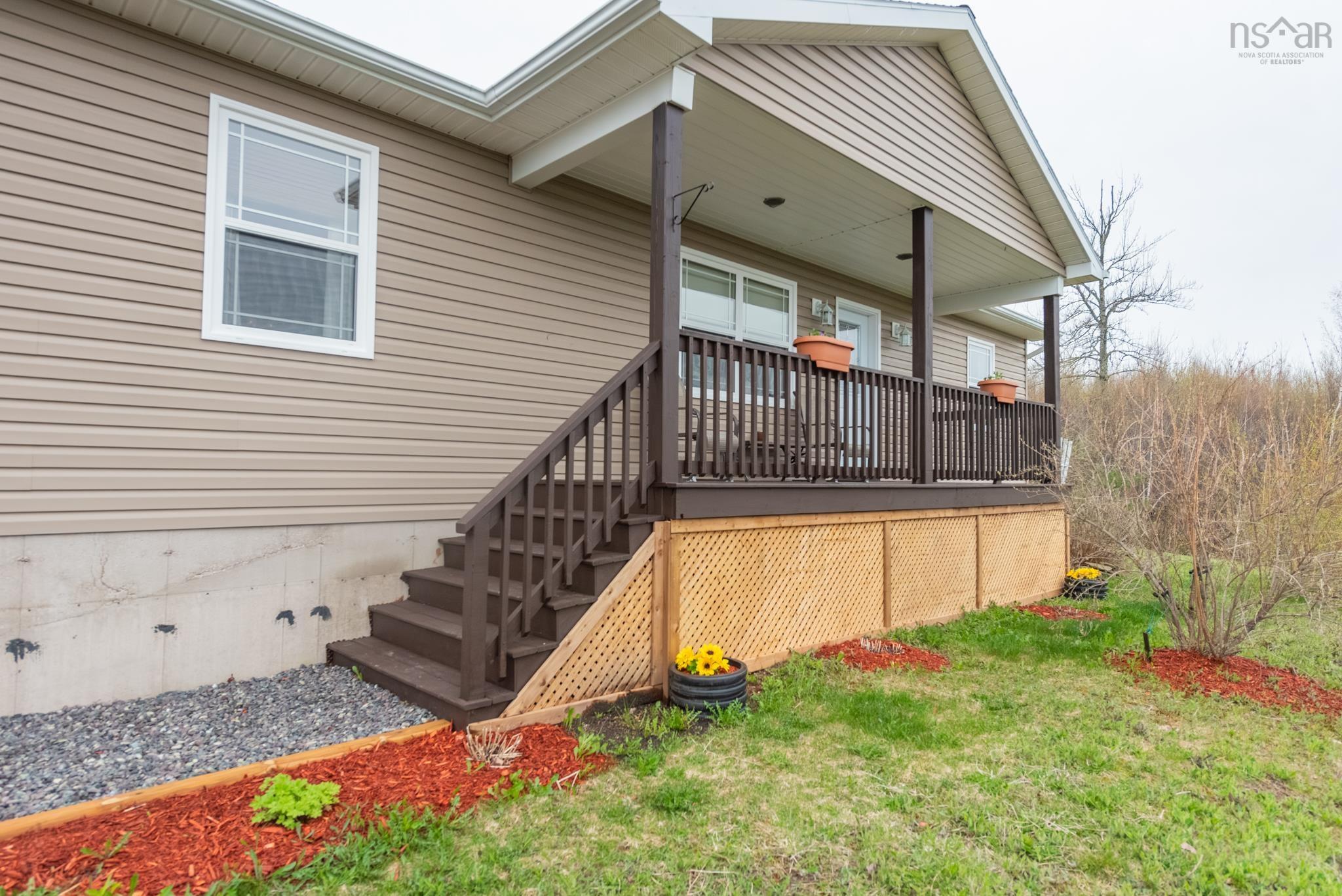 $449,900.00: 122 Anderson Mountain Road, Anderson Mountain