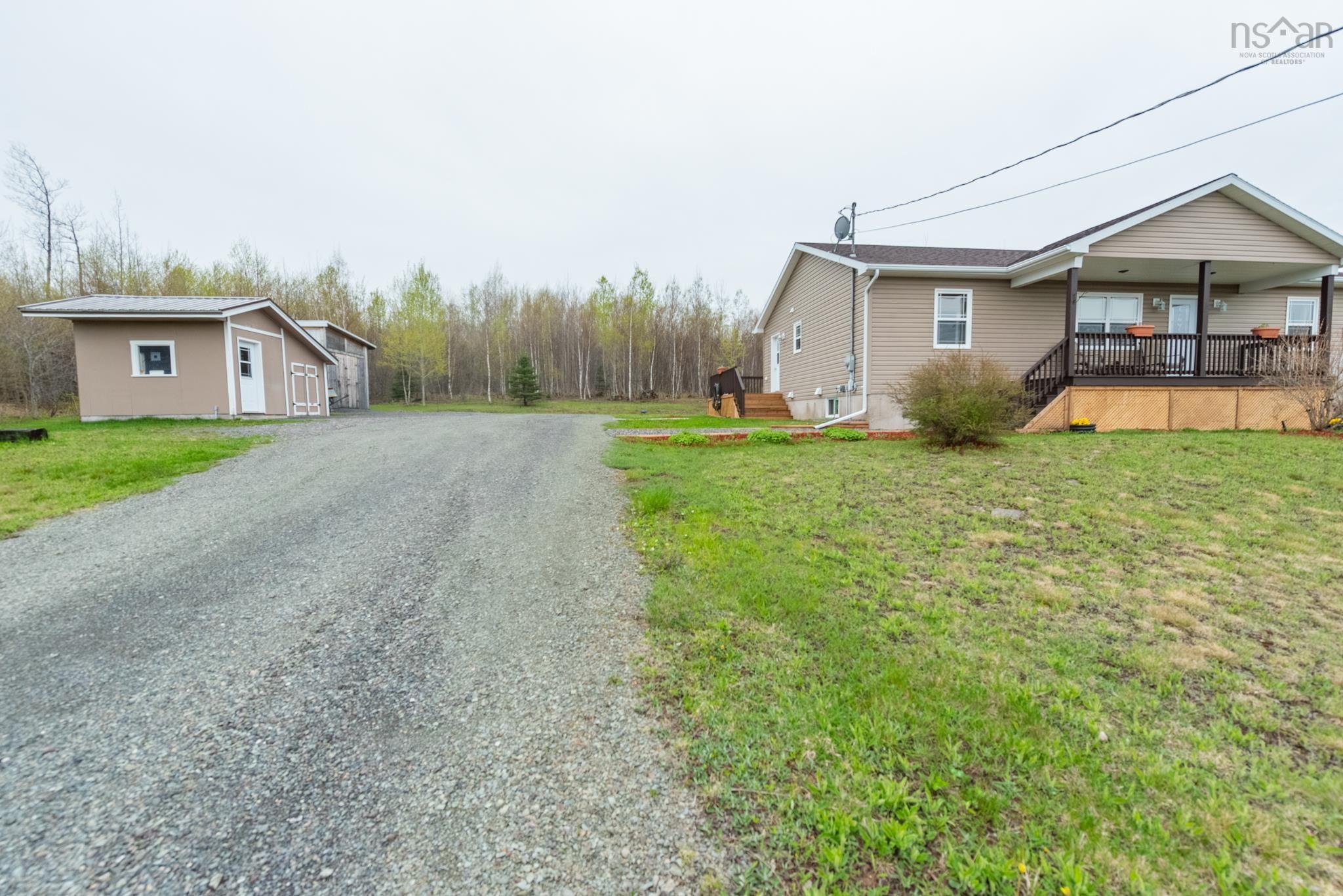 $449,900.00: 122 Anderson Mountain Road, Anderson Mountain