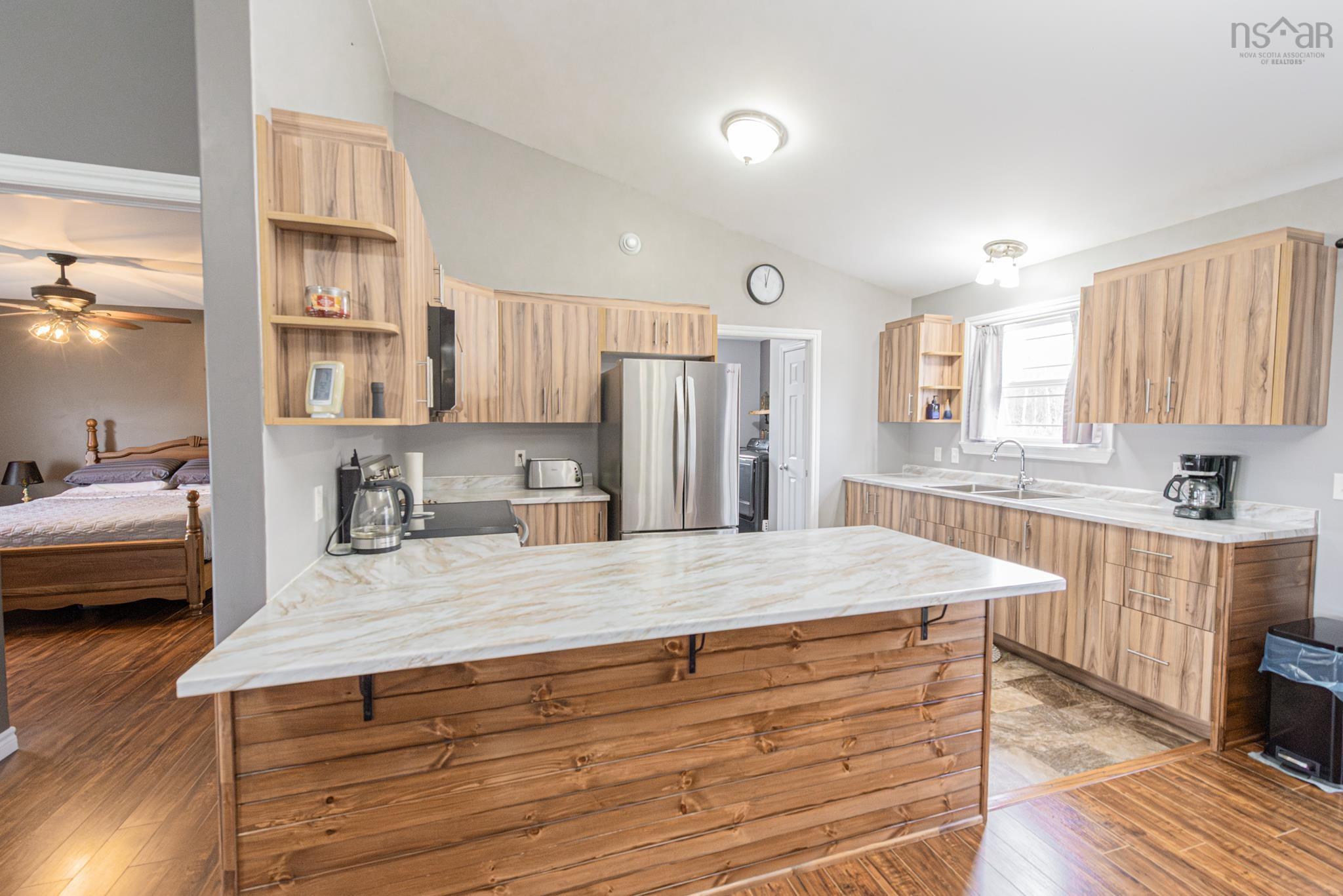 $449,900.00: 122 Anderson Mountain Road, Anderson Mountain