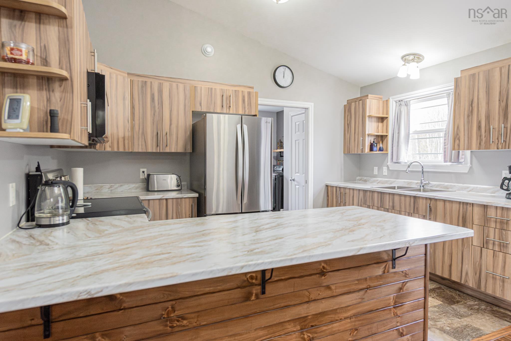 $449,900.00: 122 Anderson Mountain Road, Anderson Mountain