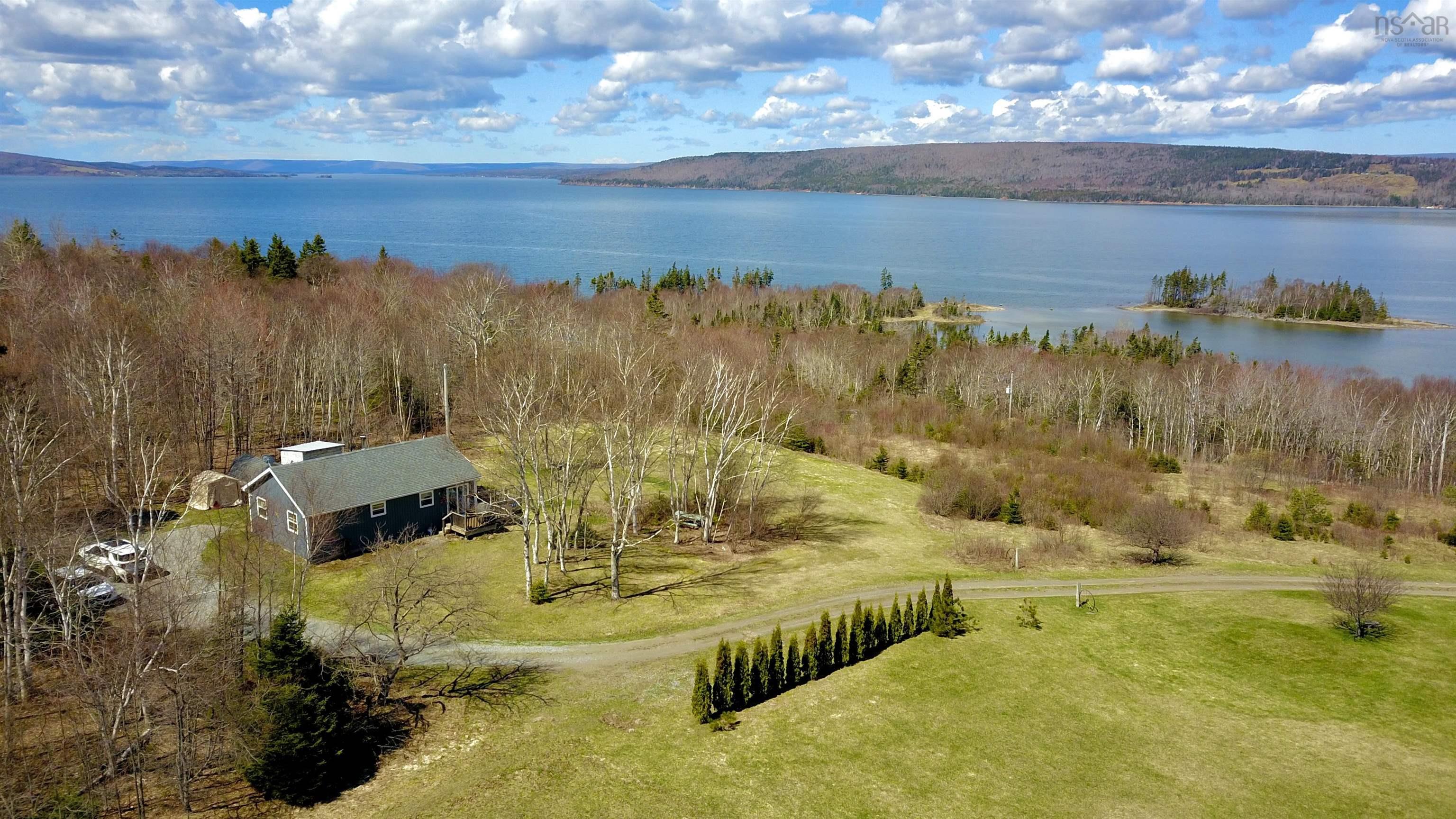$298,000.00: 8212 Kempt Head Road, Kempt Head