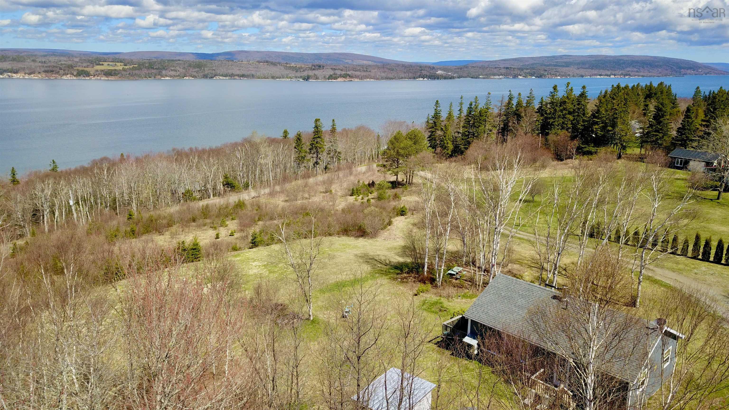 $298,000.00: 8212 Kempt Head Road, Kempt Head