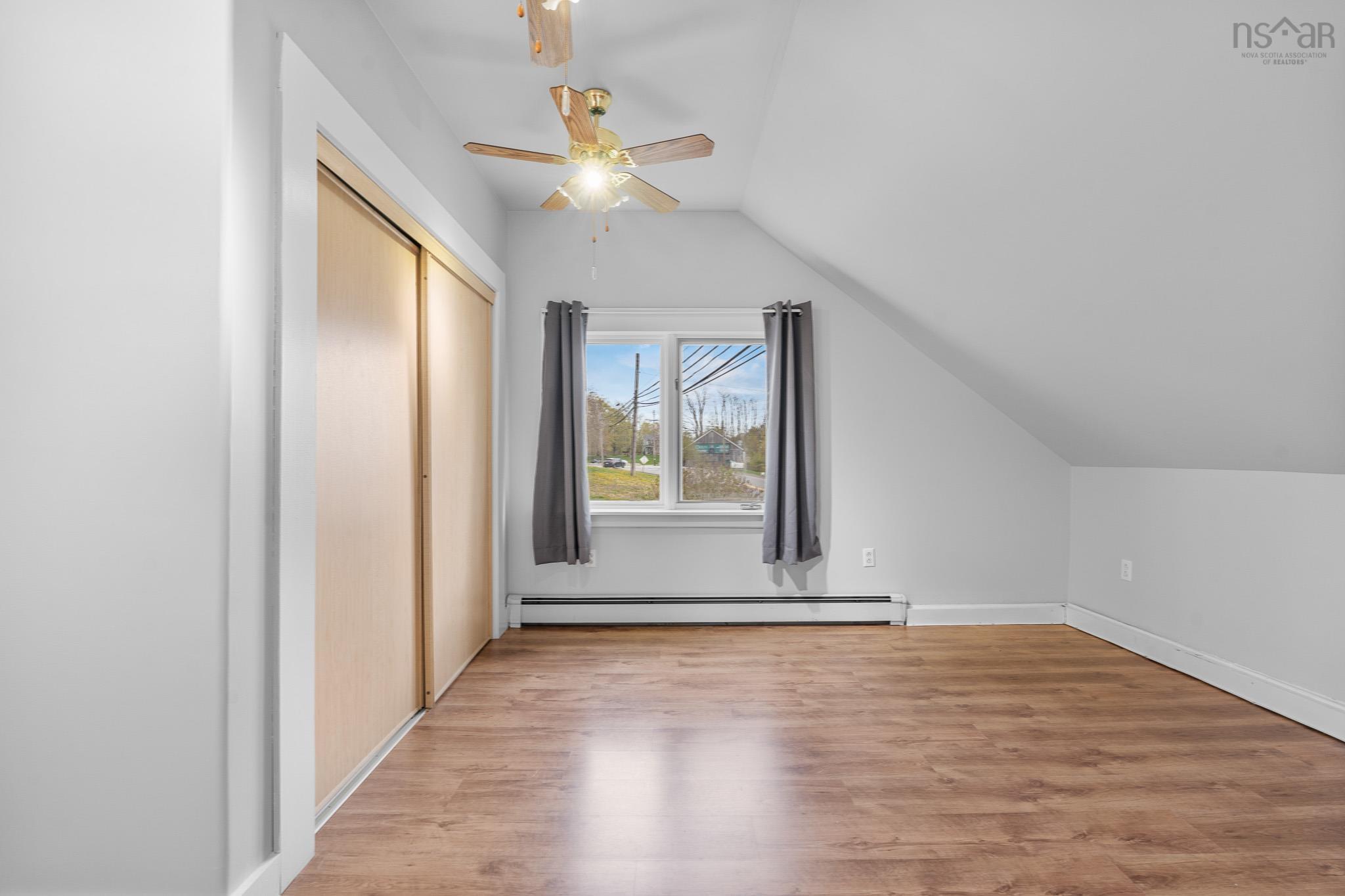 $389,900.00: 1802 King Street, Windsor