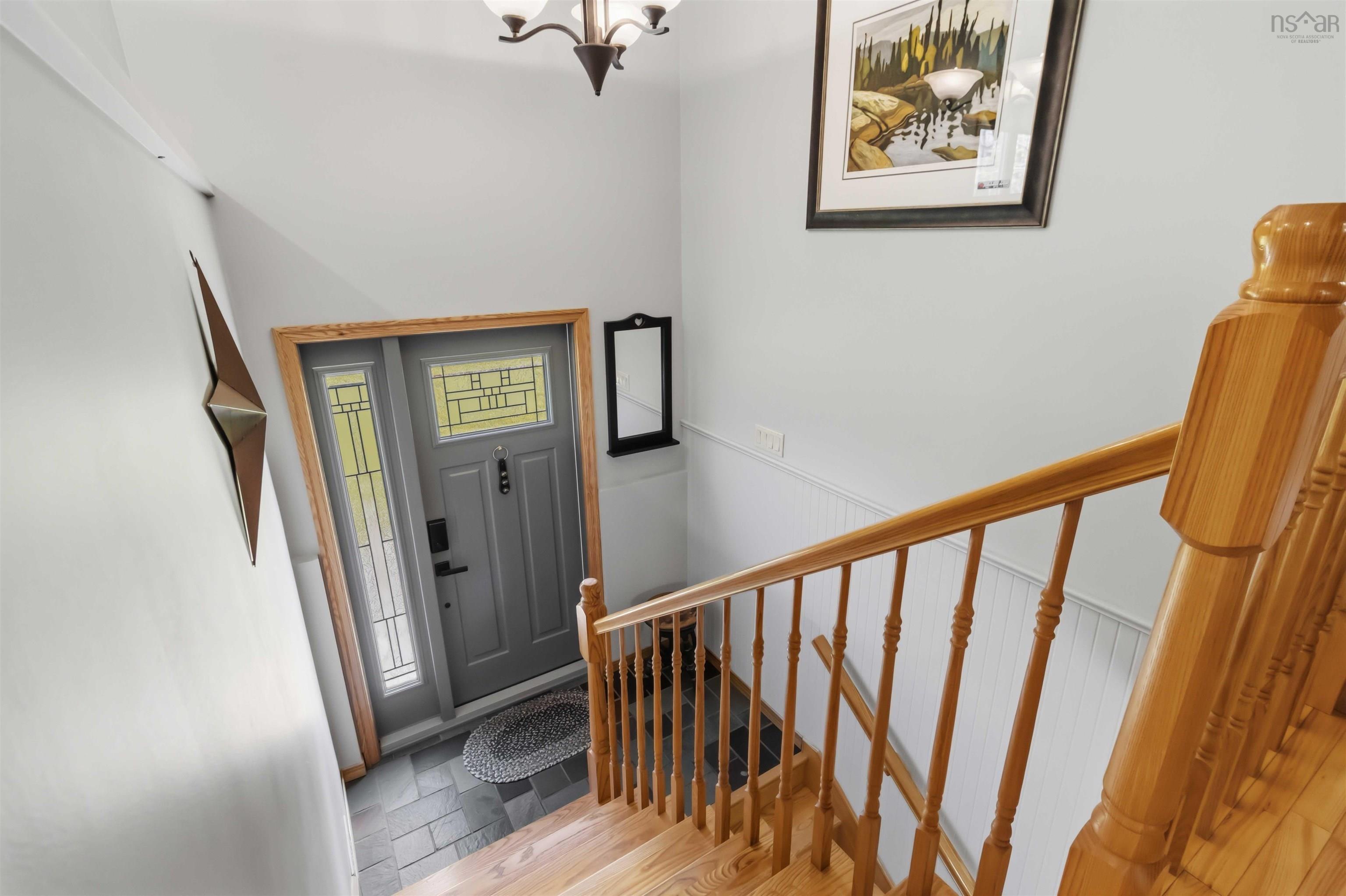 $599,900.00: 61 Charles Hill Road, Farmington
