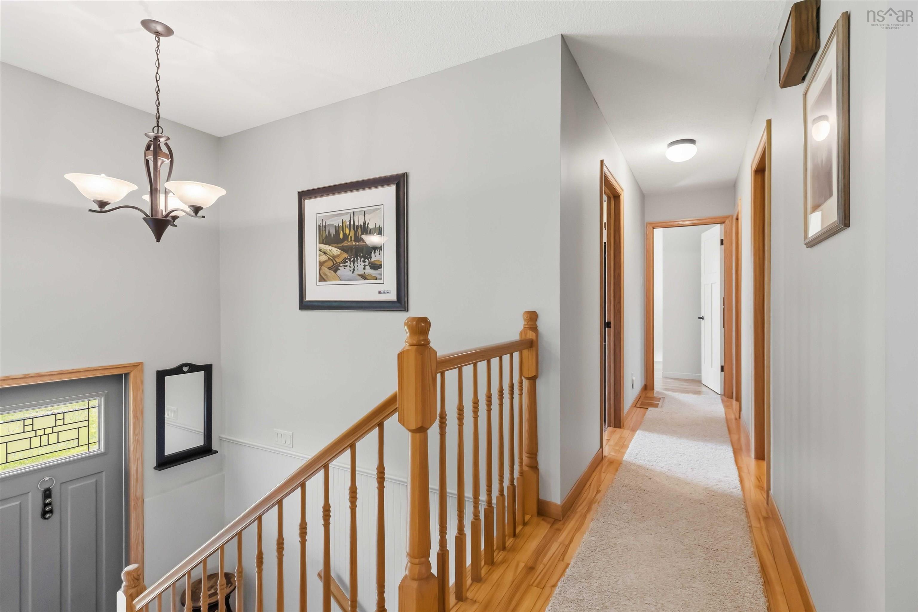 $599,900.00: 61 Charles Hill Road, Farmington