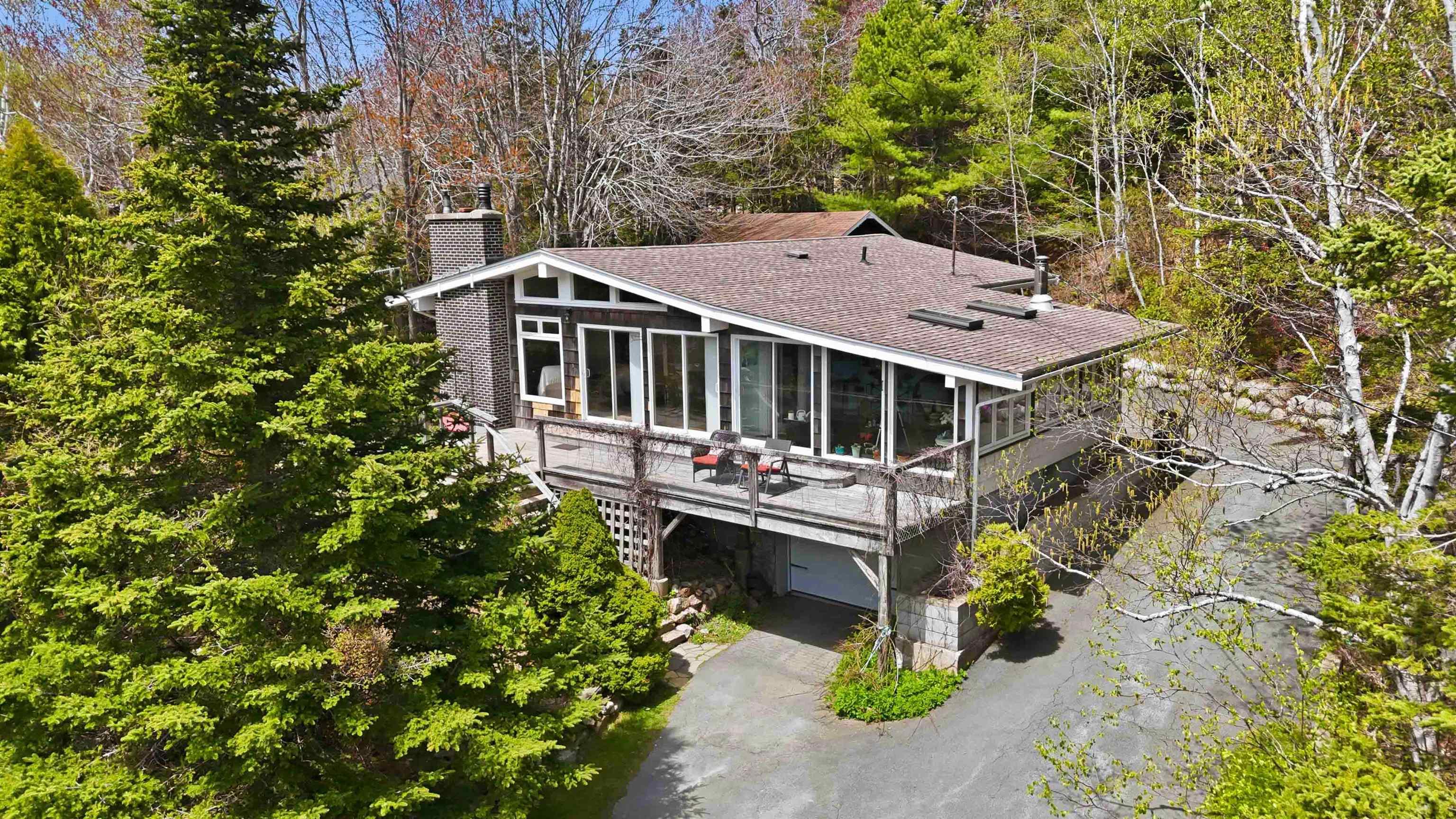 $759,900.00: 2612 Highway 329, Northwest Cove