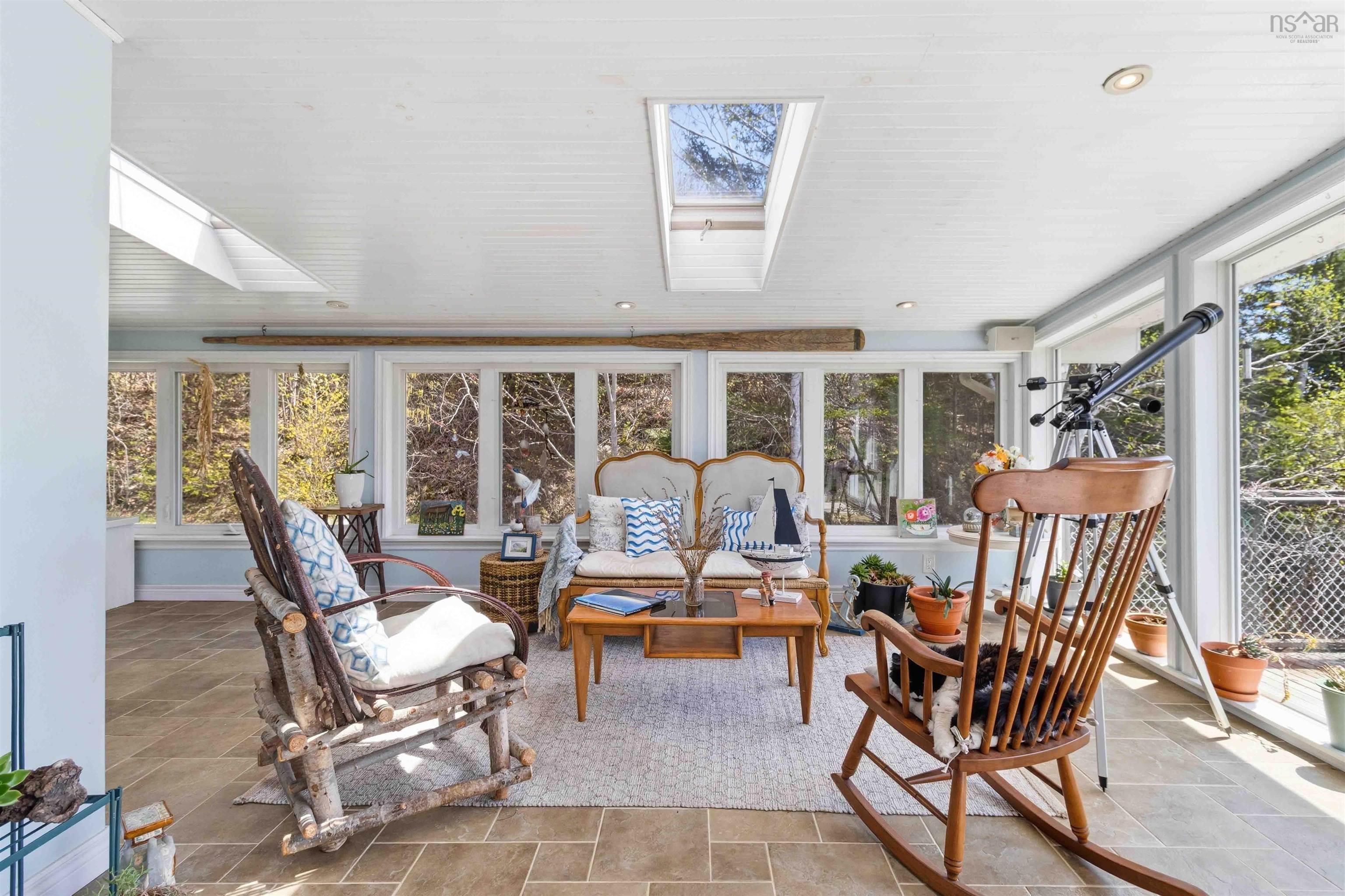 $759,900.00: 2612 Highway 329, Northwest Cove