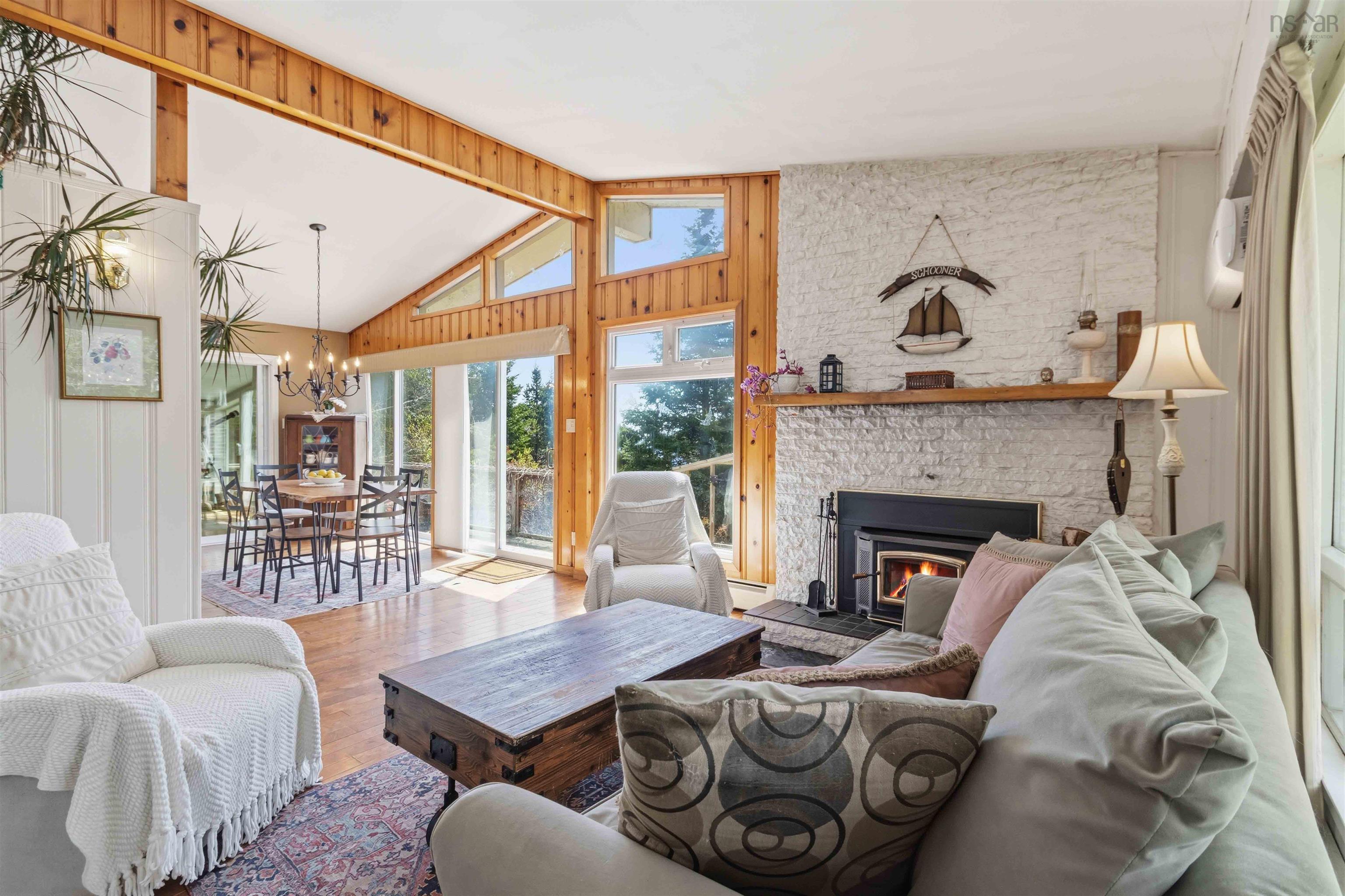 $759,900.00: 2612 Highway 329, Northwest Cove