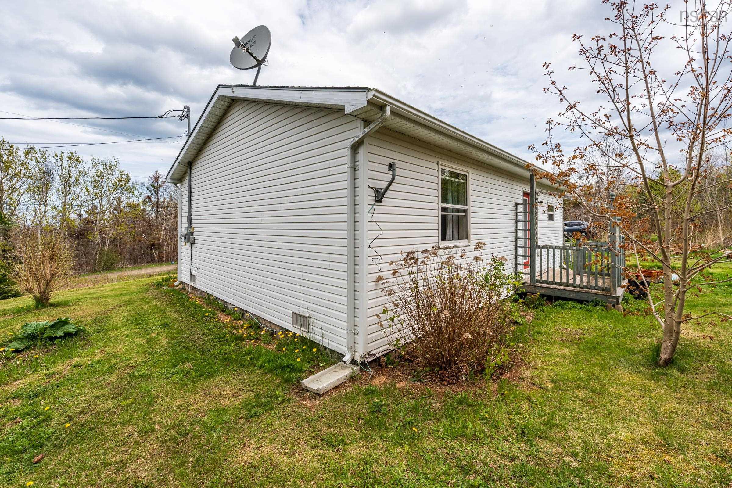$337,750.00: 28 Longley Mountain Road, Youngs Cove
