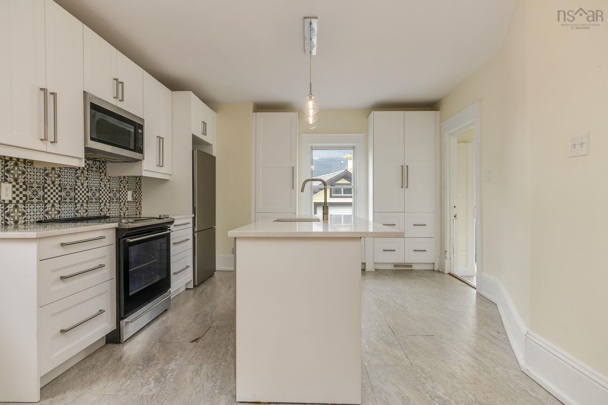 206 Pleasant Street, Dartmouth, NS (MLS 202611332)