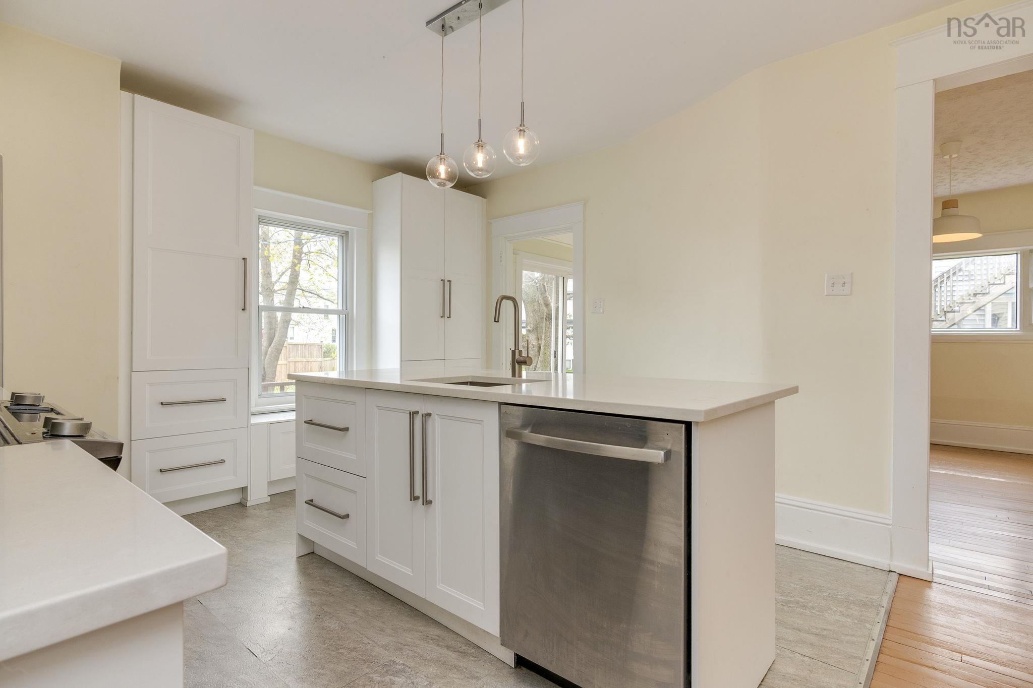 206 Pleasant Street, Dartmouth, NS (MLS 202611332)