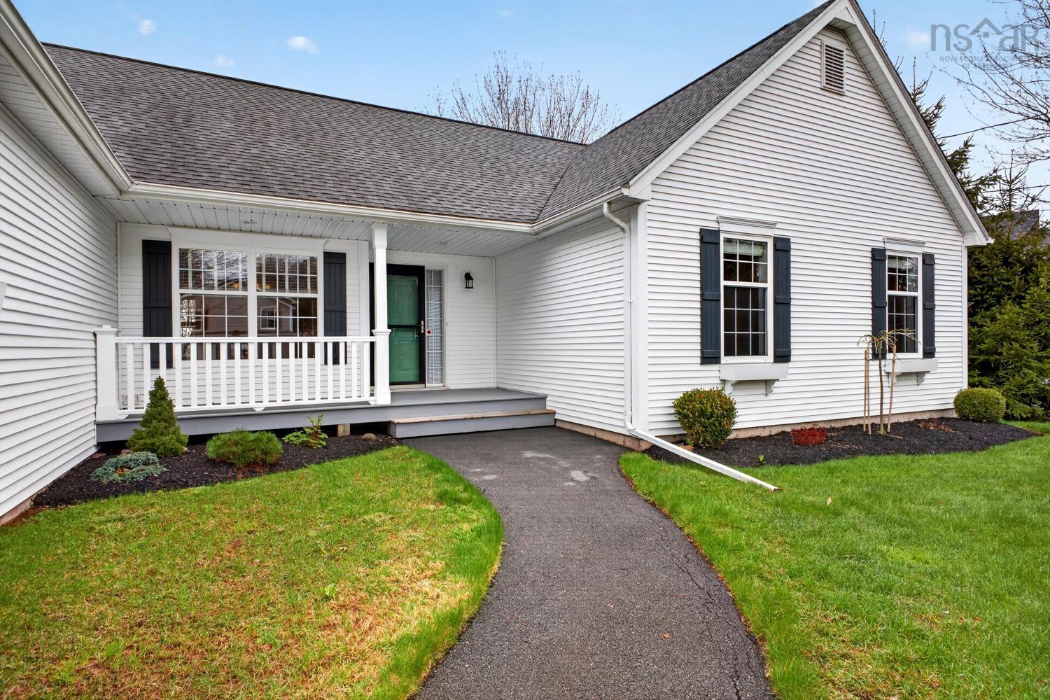 $585,000.00: 18 OSPREY Court, Bible Hill