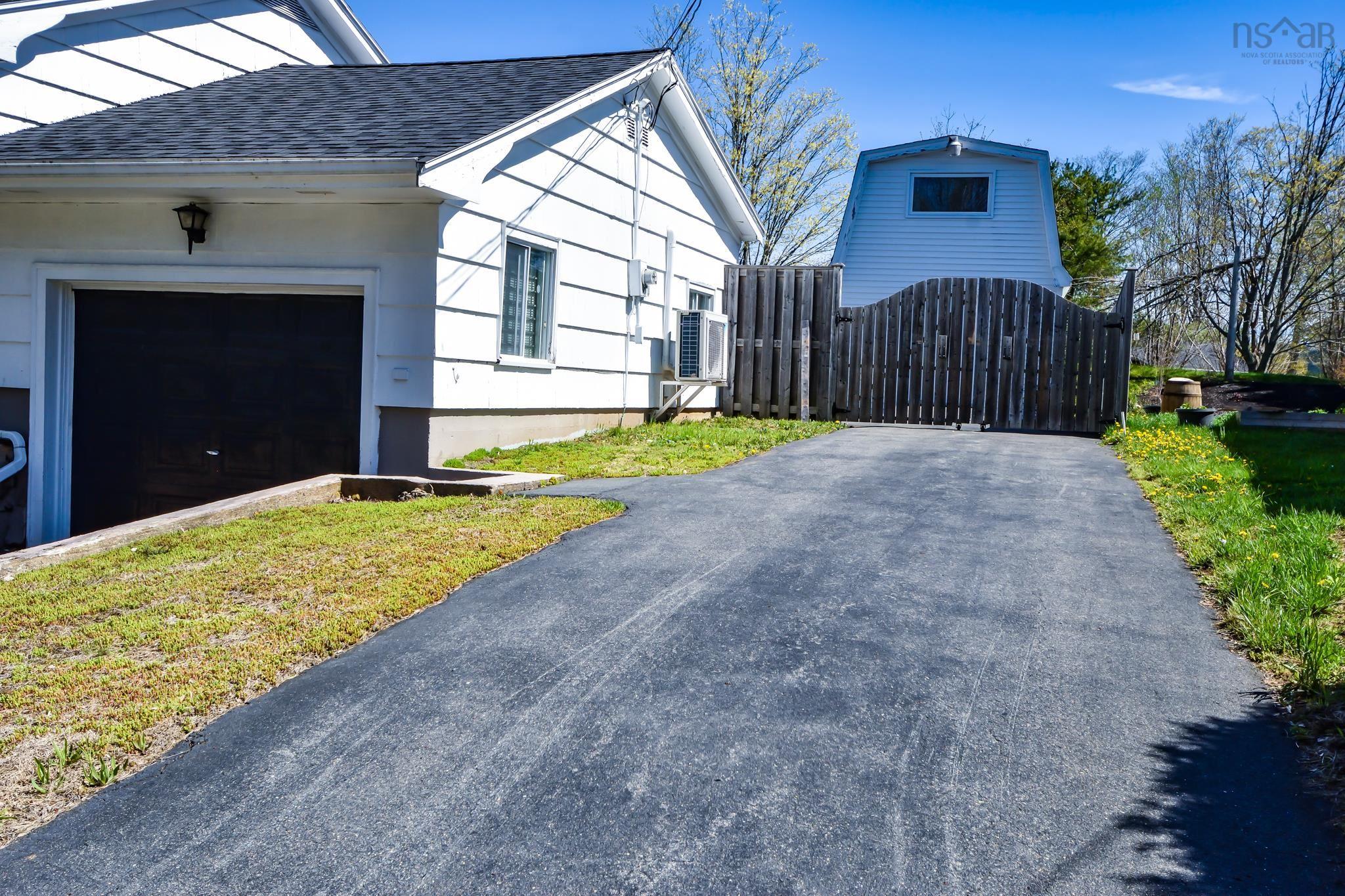 $289,900.00: 184 Queen Street, Bridgewater