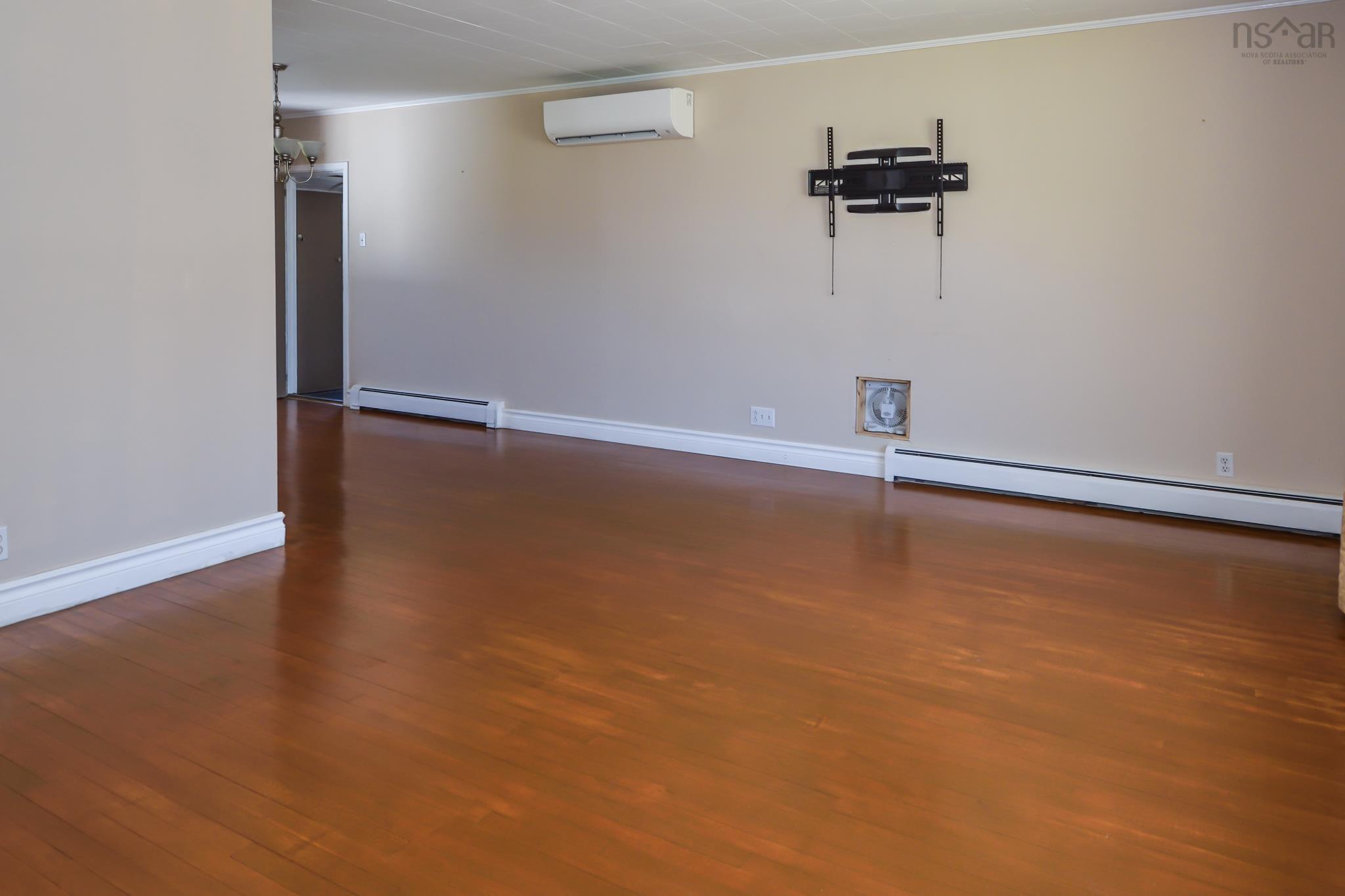$289,900.00: 184 Queen Street, Bridgewater