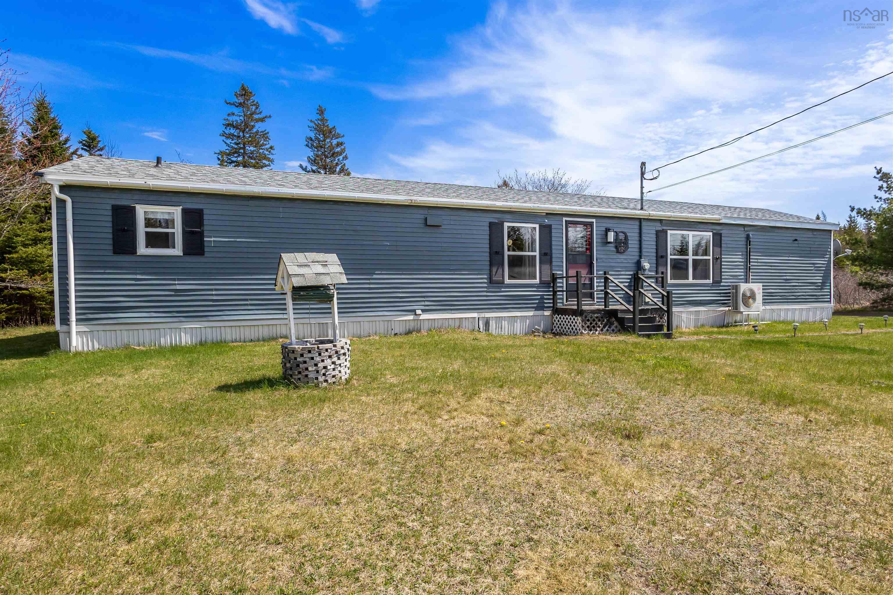 $199,900.00: 4603 Gabarus Highway, Big Ridge