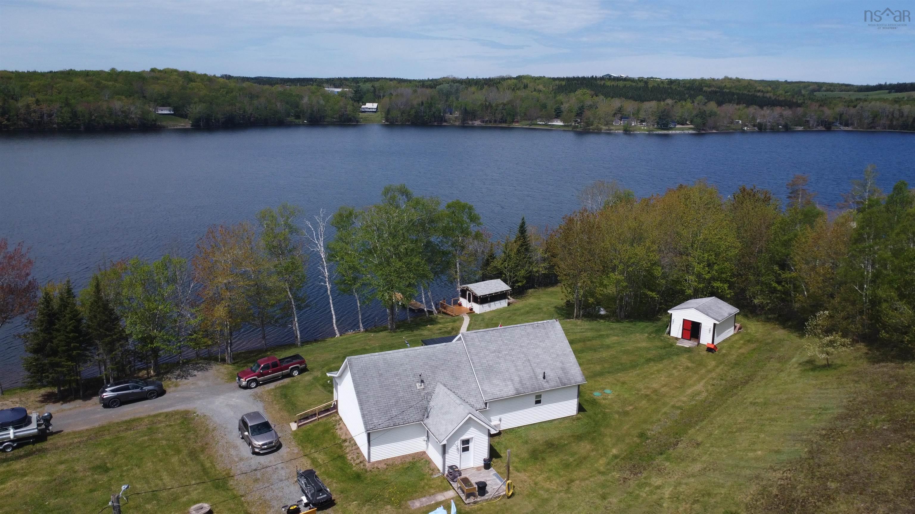$479,000.00: 102 Penny Lane, Goshen