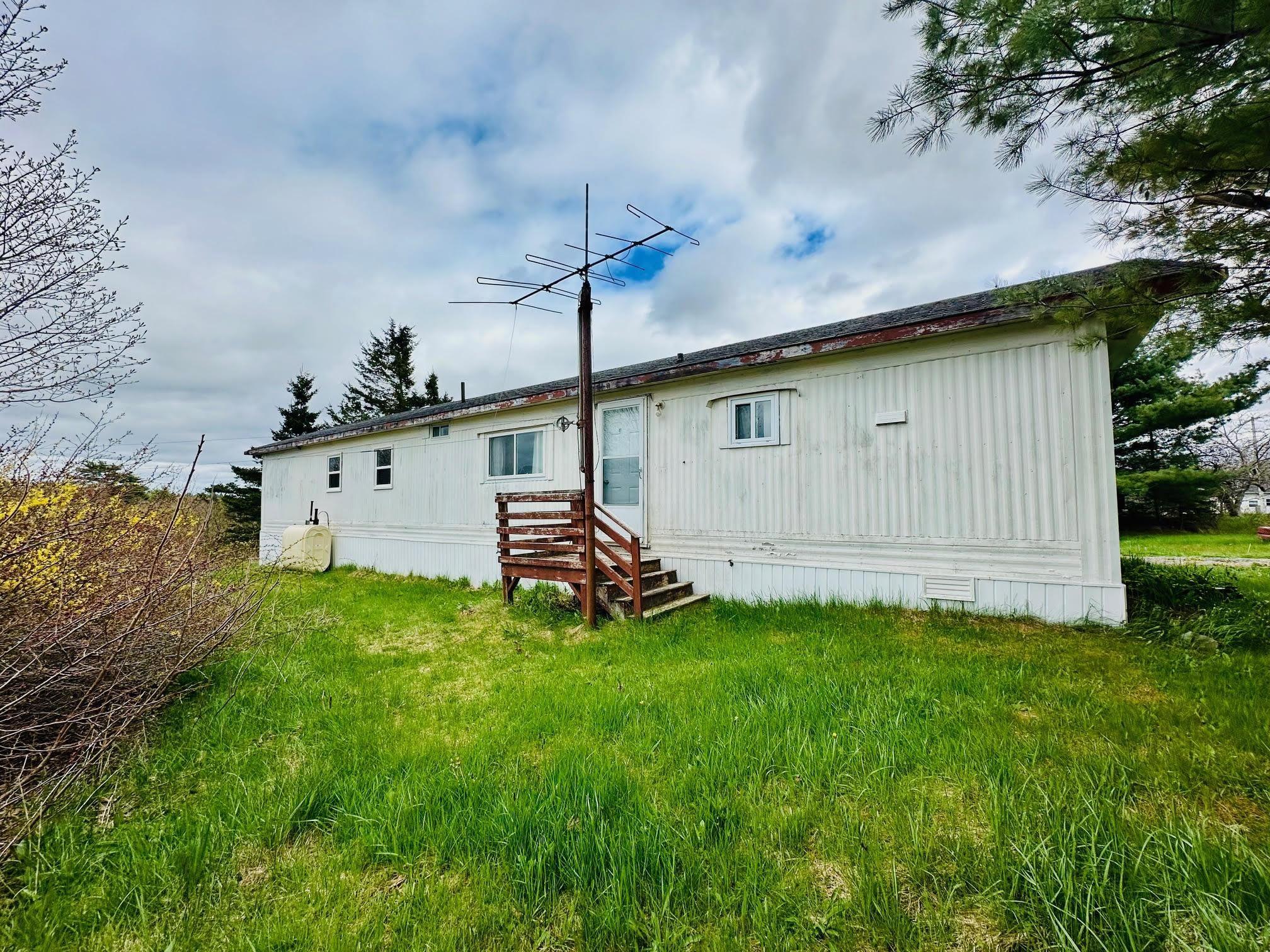 $185,000.00: 7 Upper Partridge River Road, East Preston